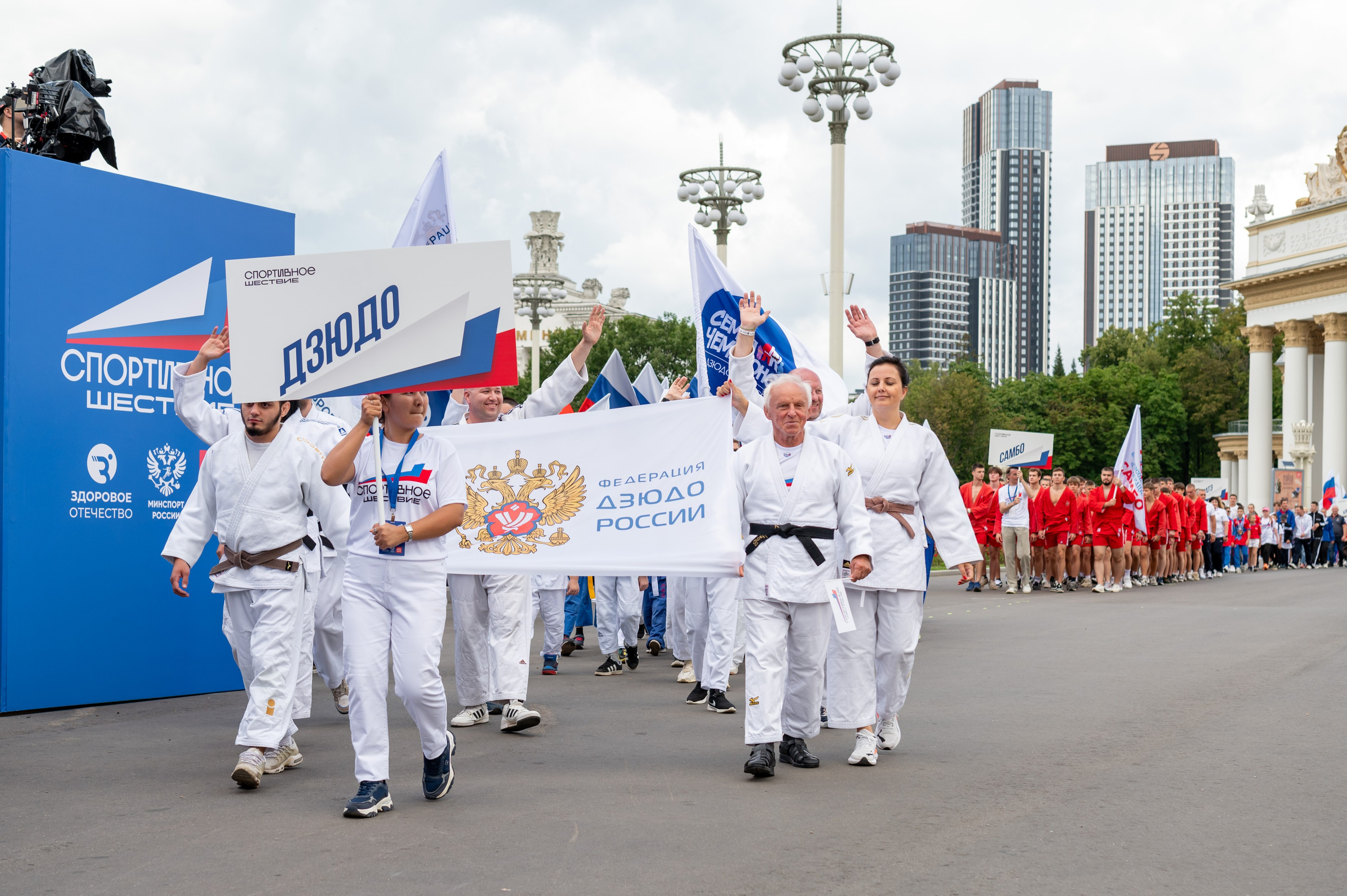 Спортивное шествие посвященное Дню физкультурника!. Детский и семейный фотограф г. Москва Оксана Катаджи