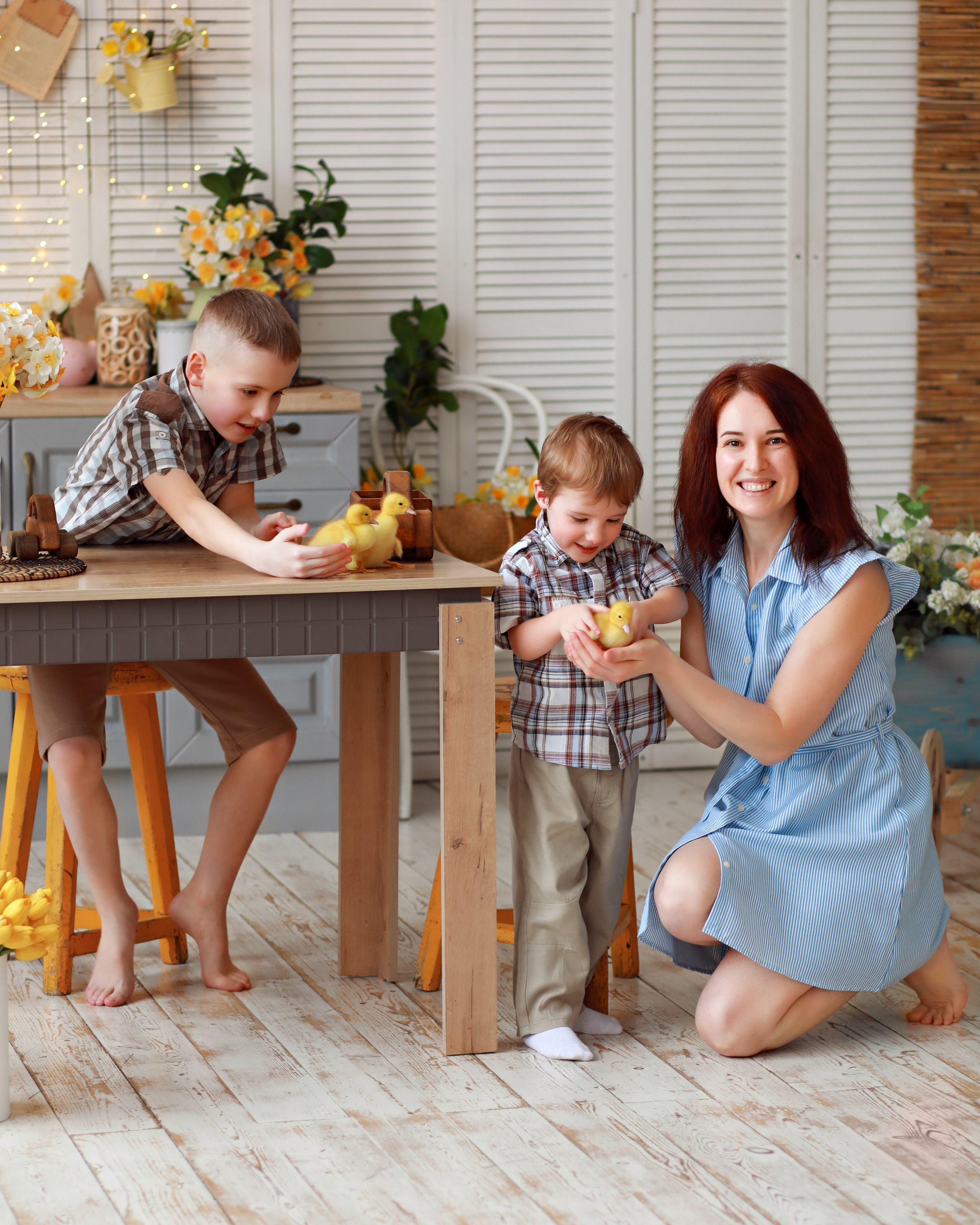 Семейная фотосессия с утятами. Детский и семейный фотограф г. Москва Оксана Катаджи