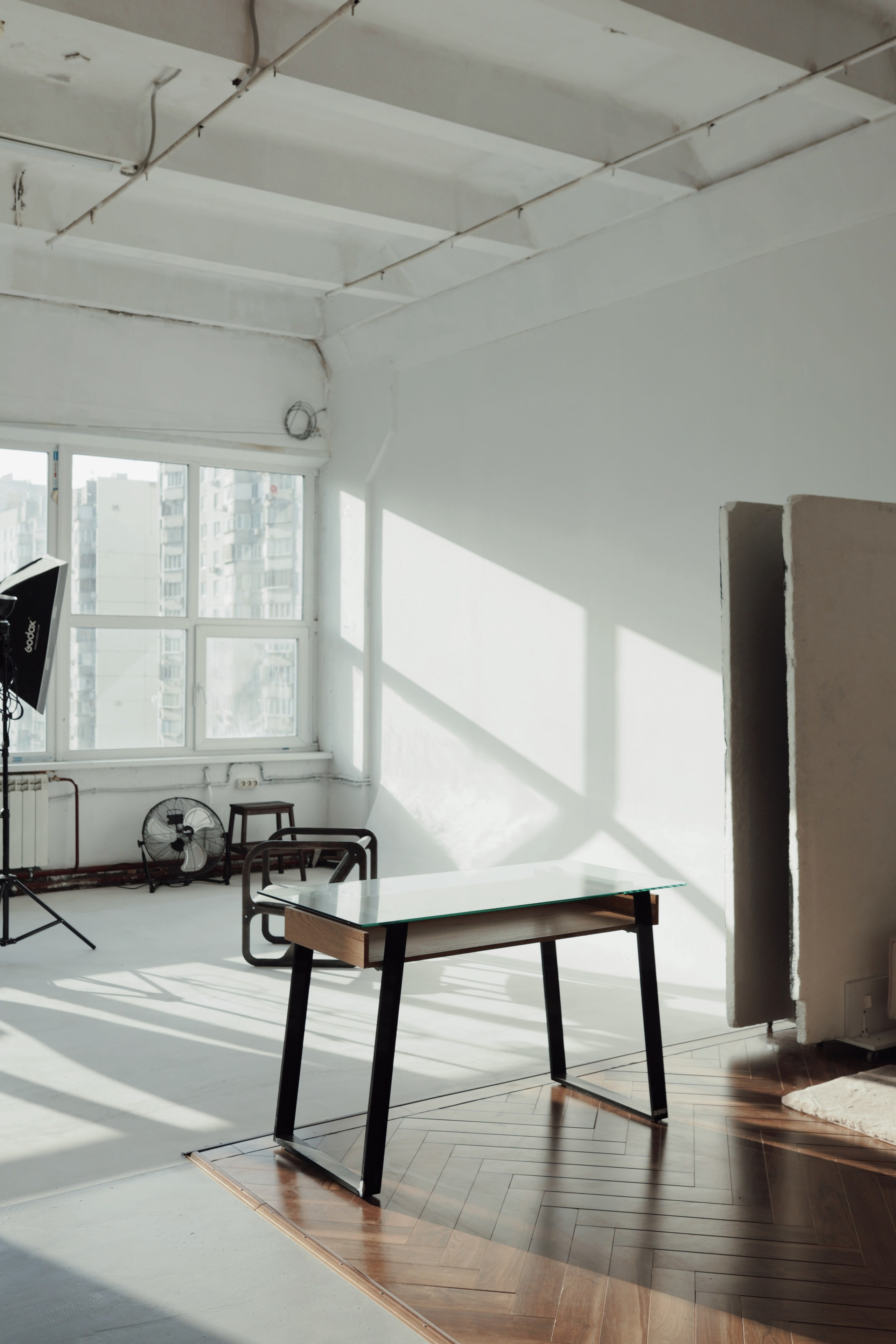 Забронировать. 10studio