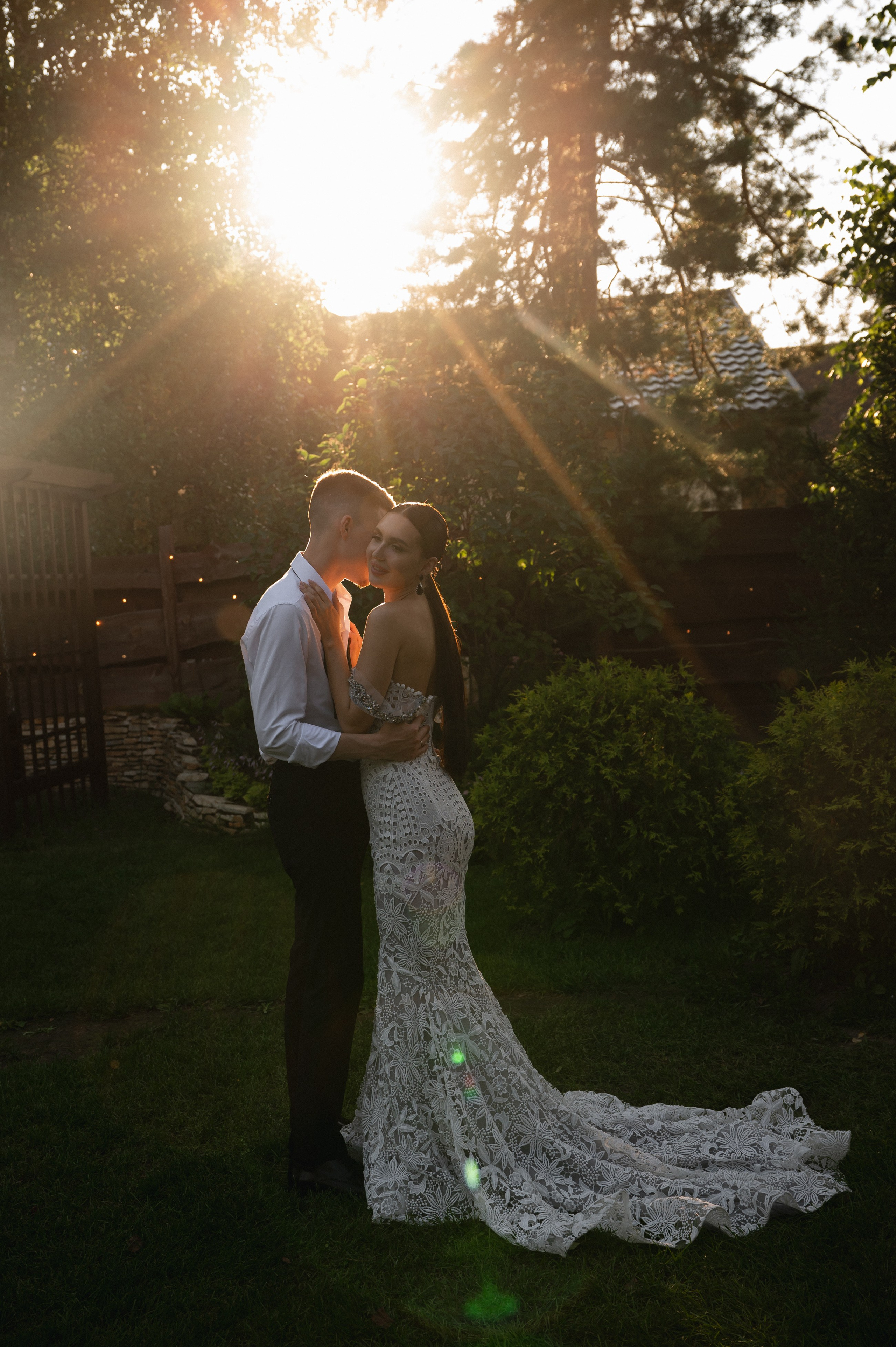 Артём и Софья, Lesnoy Village. Свадебный фотограф Наталья Доронина