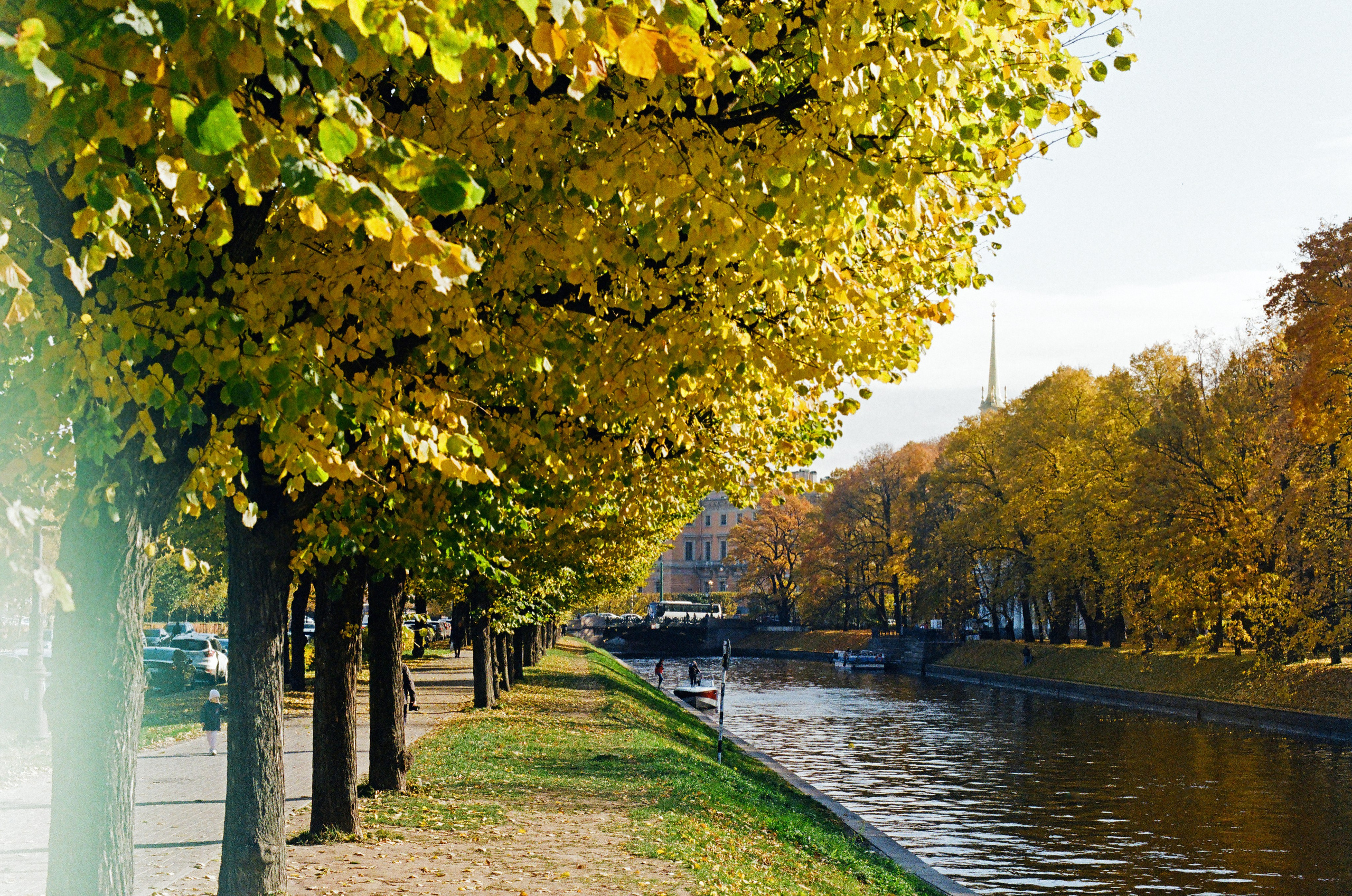 Творческие фотосессии и проекты, пленочная фотография. От прошлого к будущему авиации через фотографию