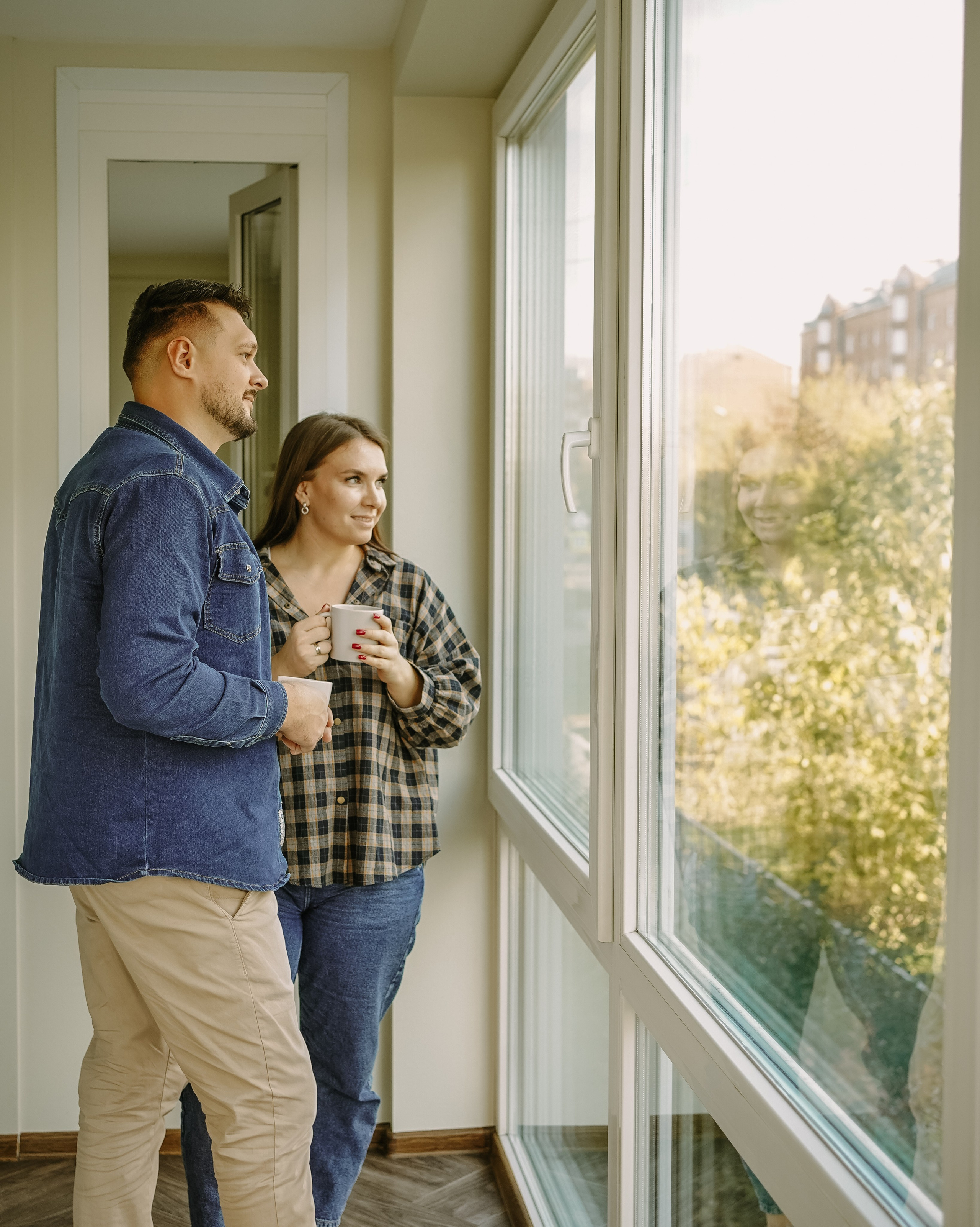 Карина, Андрей, Эмили. Главная