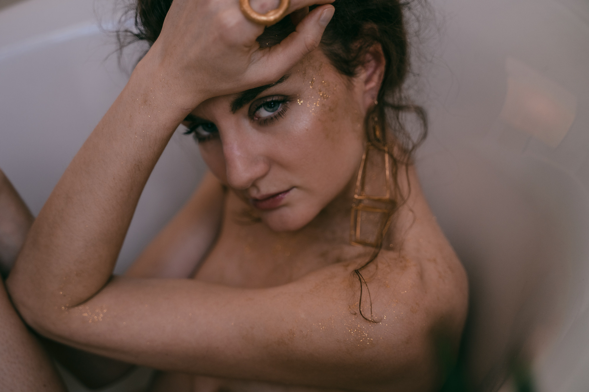 Студийная имидж съемка украшений. Марина Маслак портретный, репортажный и семейный фотограф в Москве