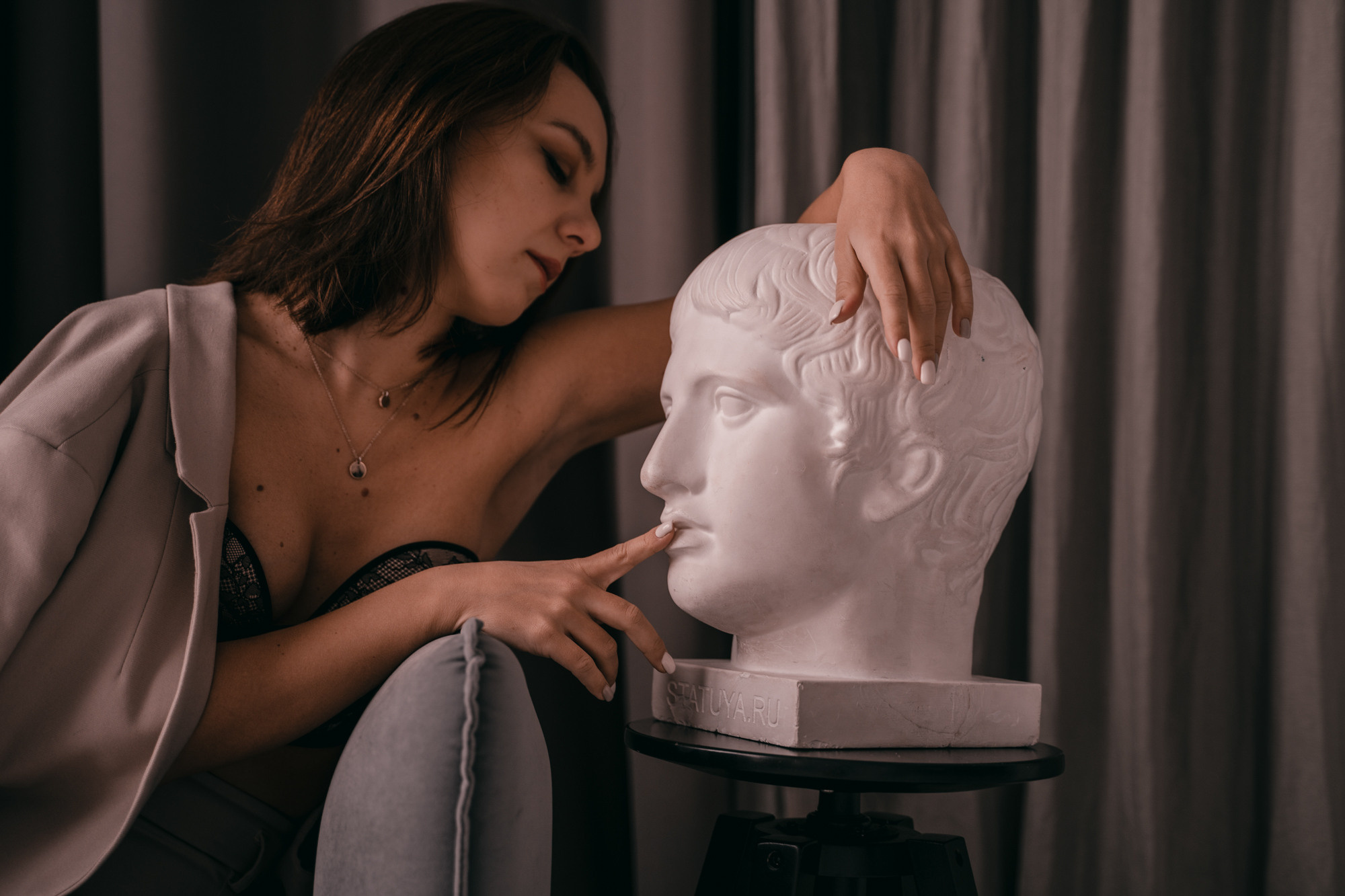 Женский портрет в студии, Вика. Марина Маслак портретный, репортажный и семейный фотограф в Москве