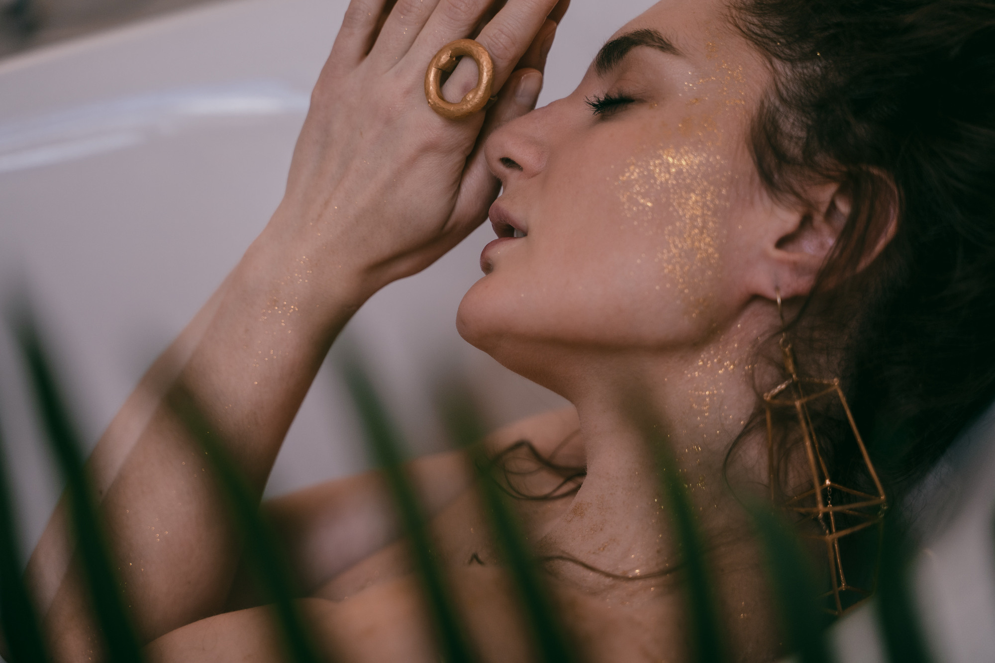 Студийная имидж съемка украшений. Марина Маслак портретный, репортажный и семейный фотограф в Москве