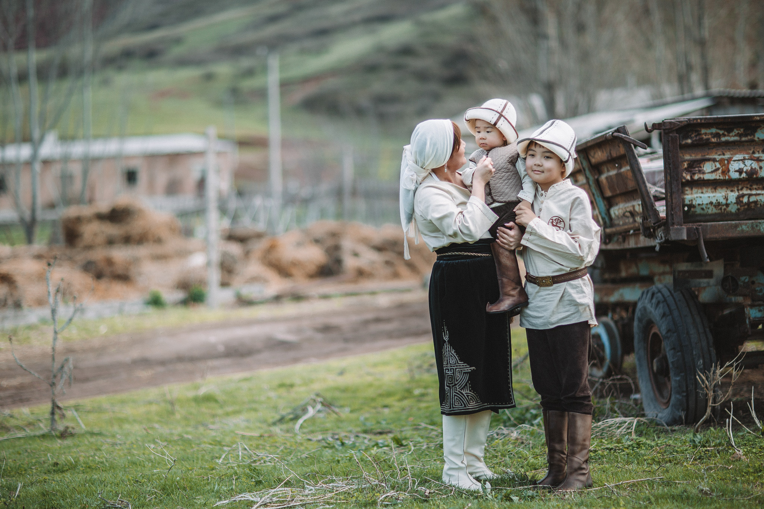 Семейная фотосессия в горах. Свадебный и семейный фотограф/видеограф в Краснодаре Наталья Осинская