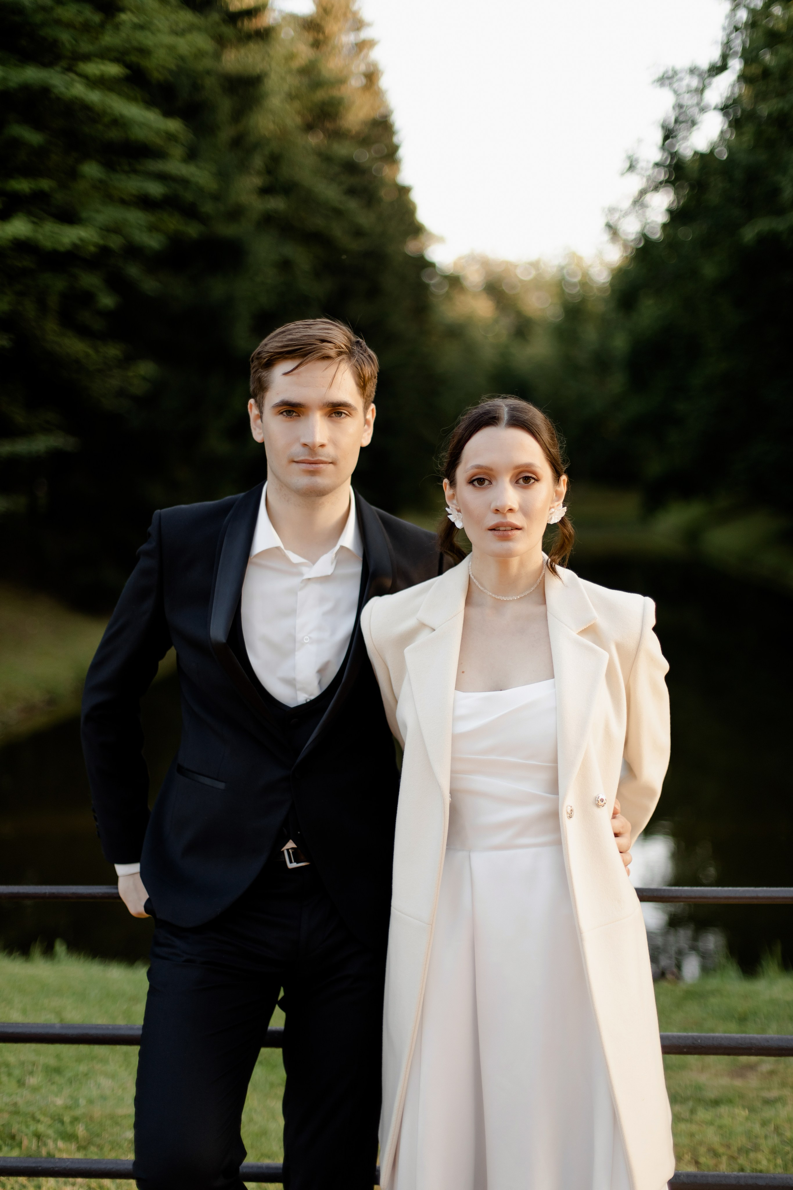 Свадебная прогулка в Ораниенбауме. Свадебный и портретный фотограф в Миассе Филиппенко Дарья