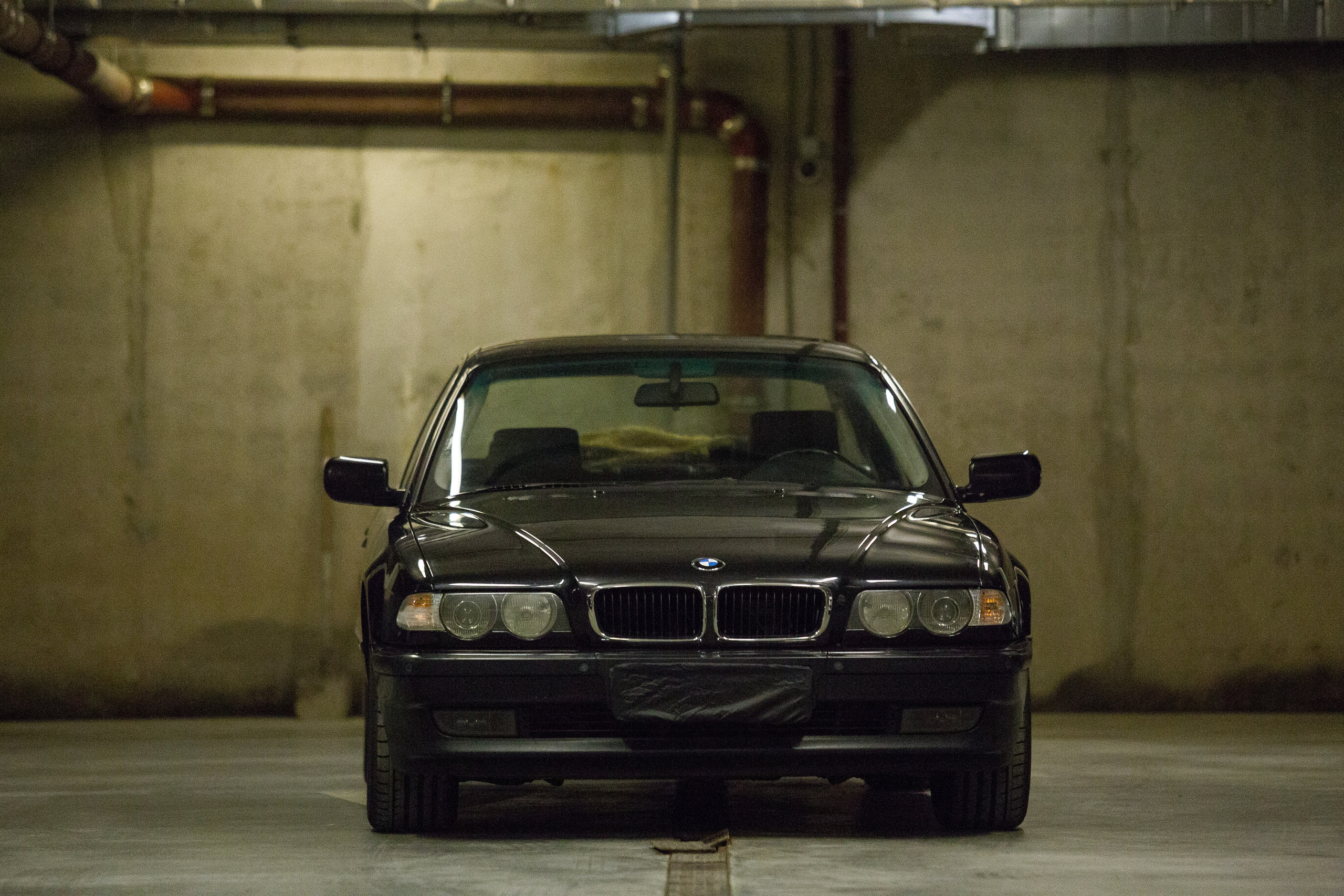 Коммерческая и tfp фотосъемка автомобилей в Москве и МО. Видеосъемка свадеб и лавстори, студийная съемка, видеопортреты, фешн-съемки в Москве и МО