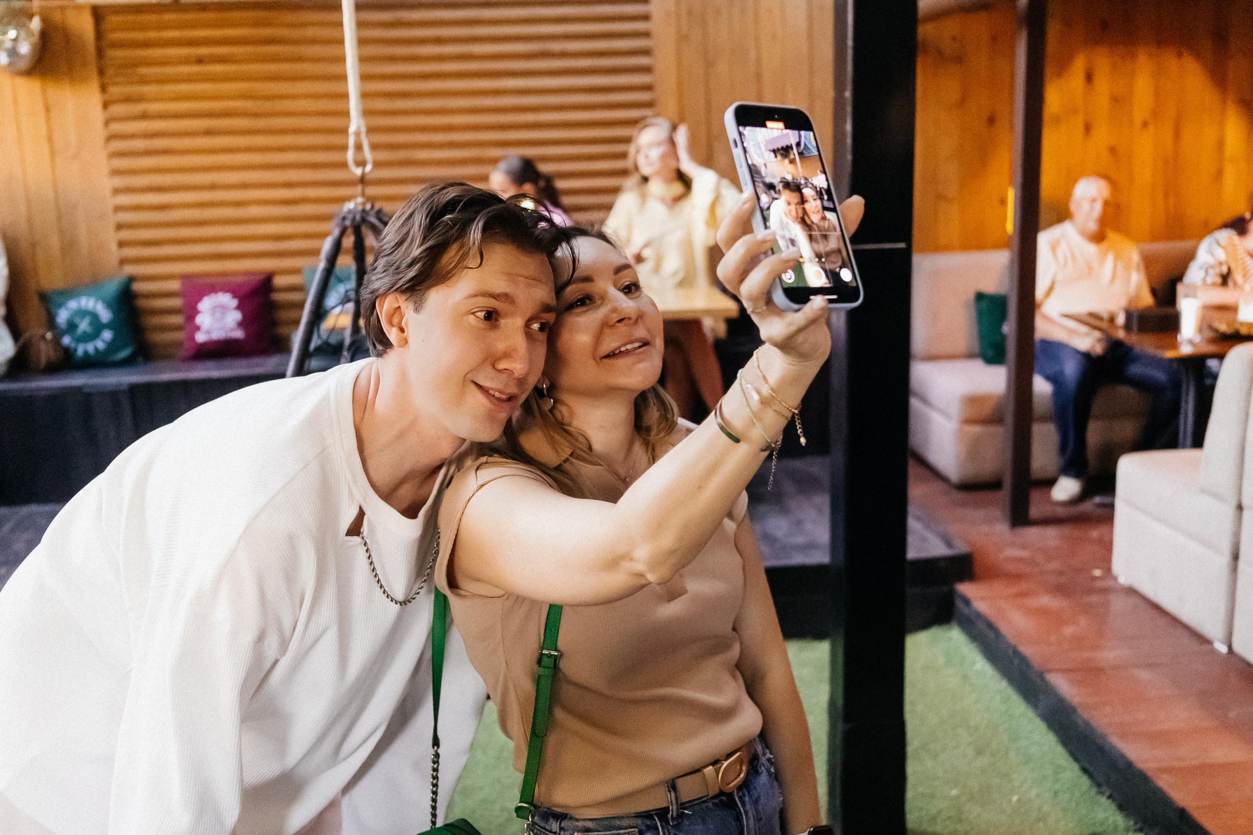 Среда — маленькая пятница| Караоке — бар «Vibe». Фотограф Кемерово | Сергей