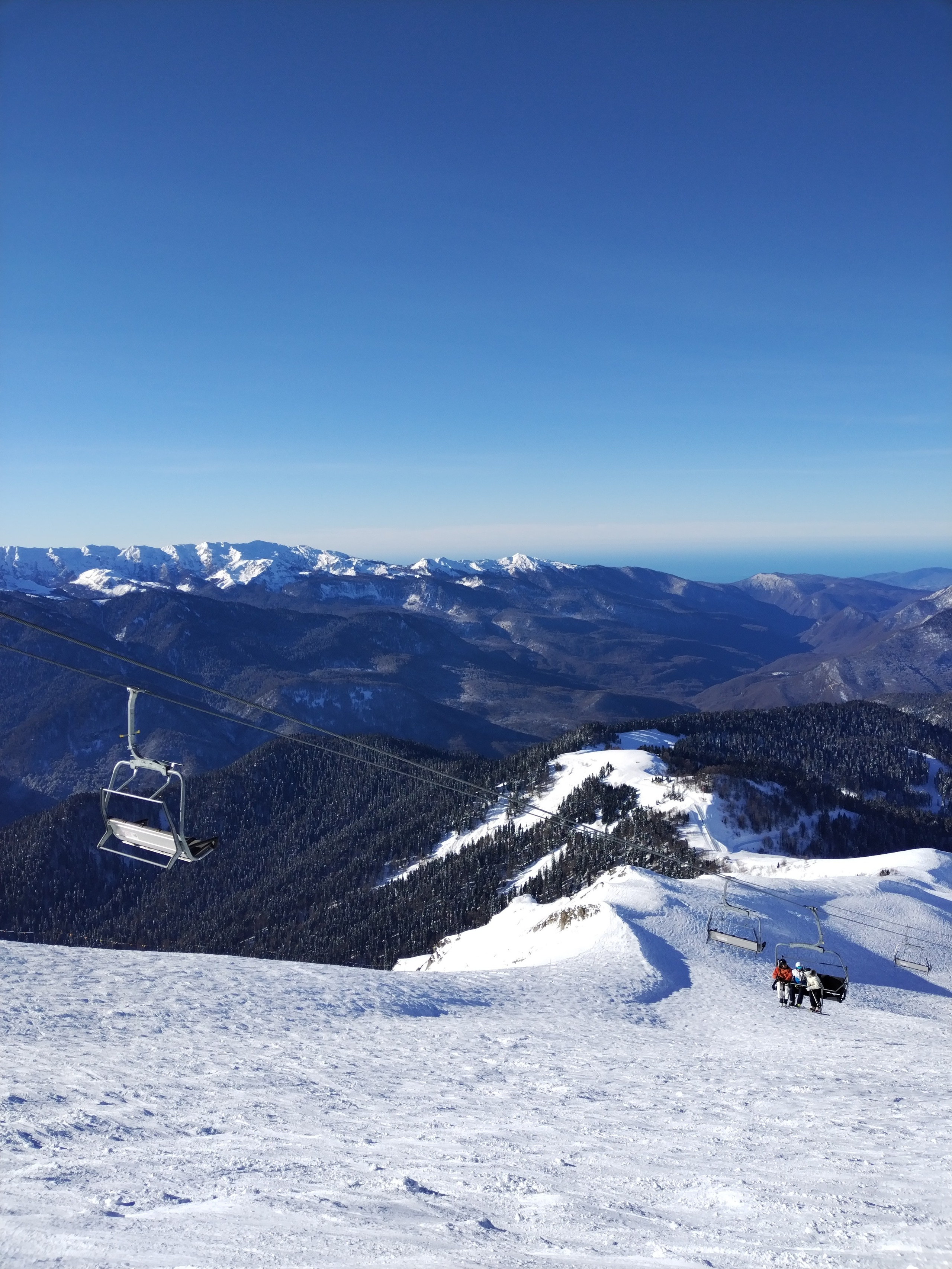 Горнолыжные курорты Красной Поляны. Инструкторы по горным лыжам и сноуборду Сочи Красная Поляна. Горнолыжная школа