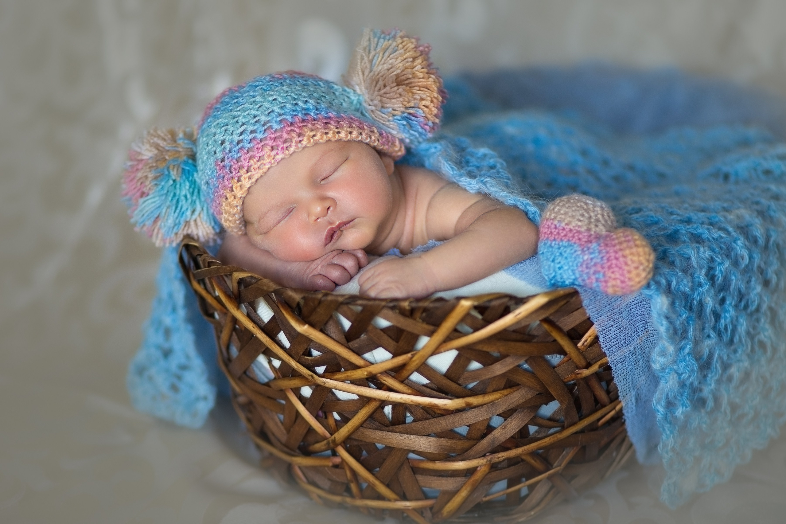 NEWBORN. Family Photographer Ksenia Kos