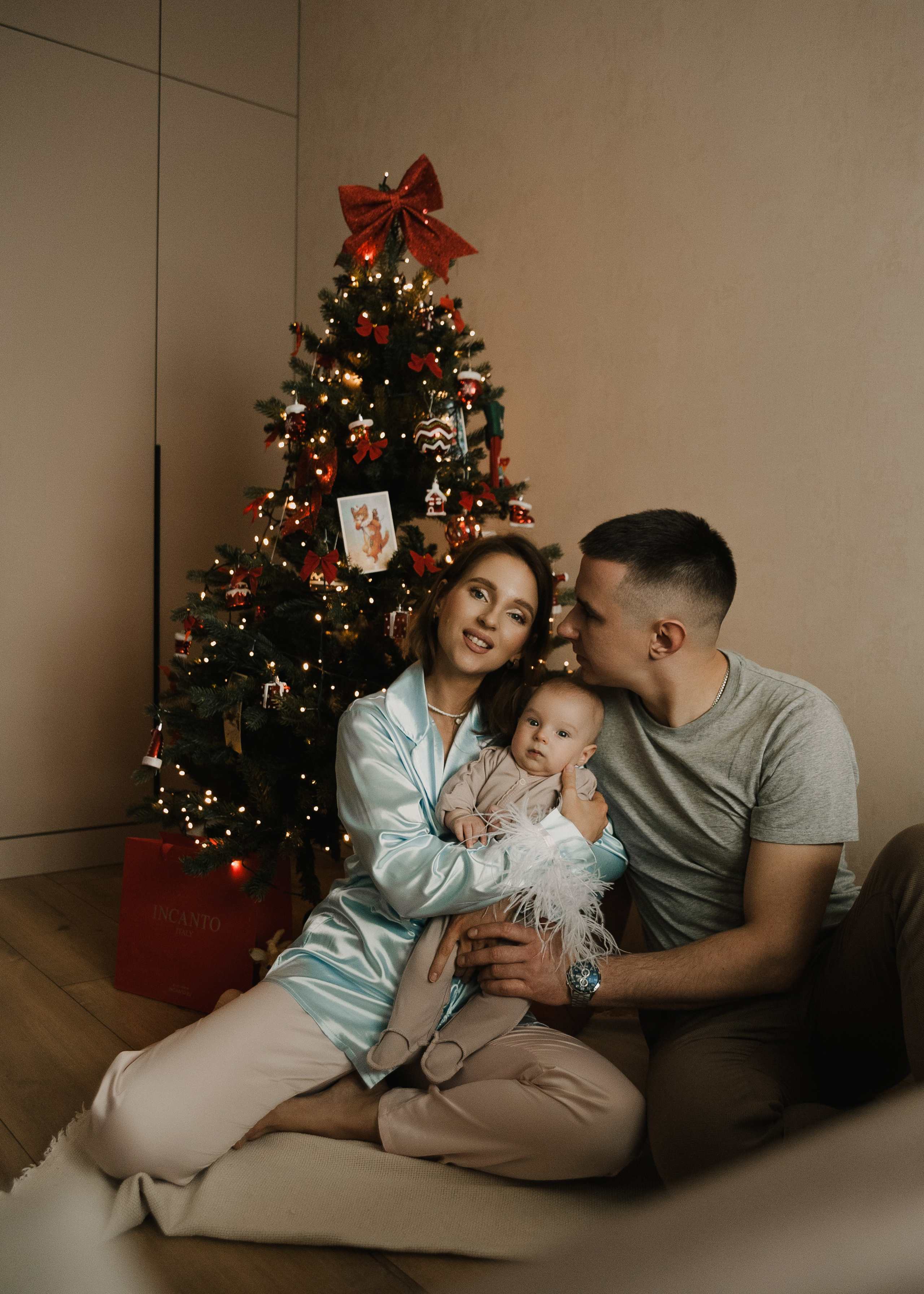 Павел+Ксения и домашний Новый Год. Фотограф в Екатеринбурге Артём Зайнетдинов