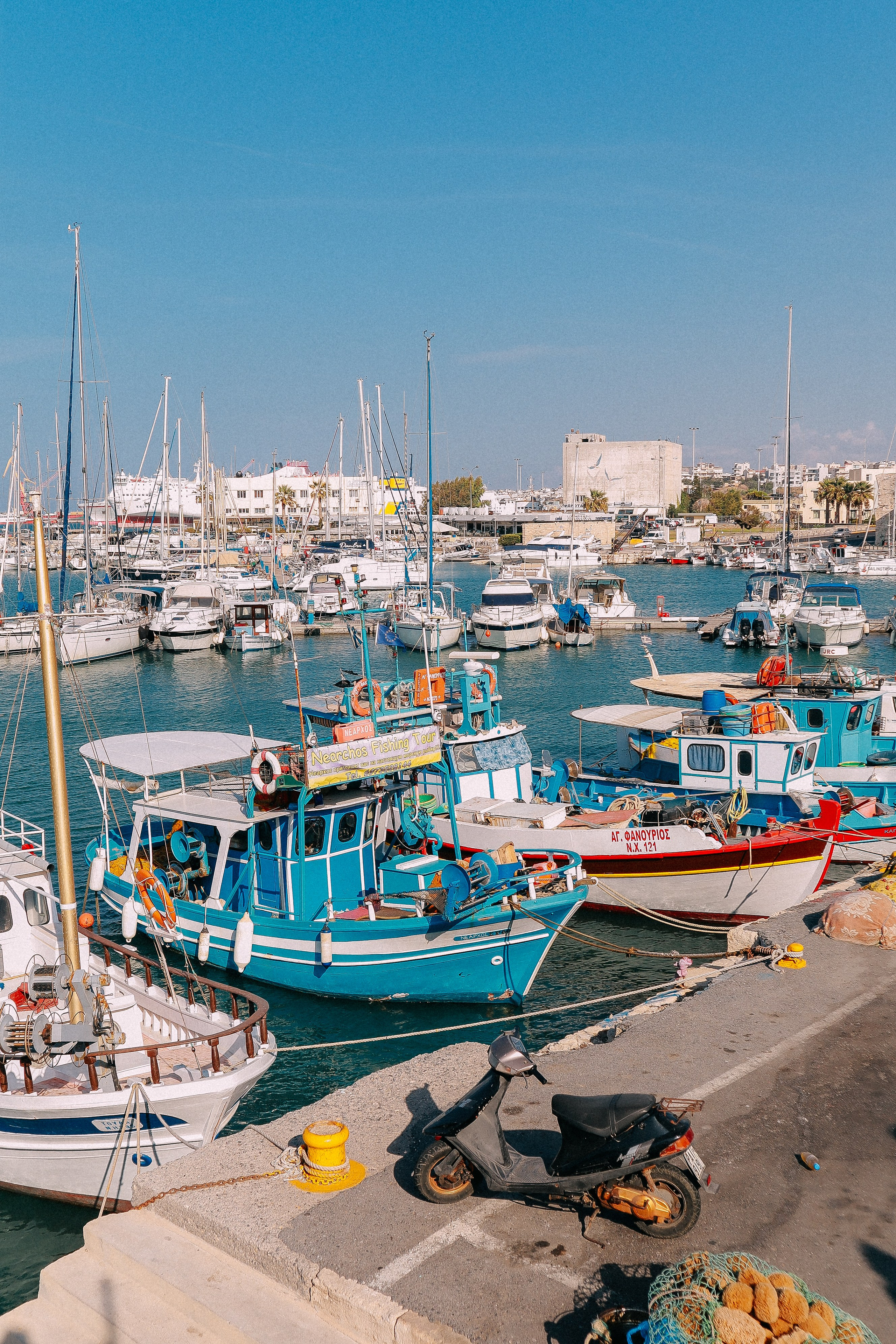 Крит. Аня Степанова