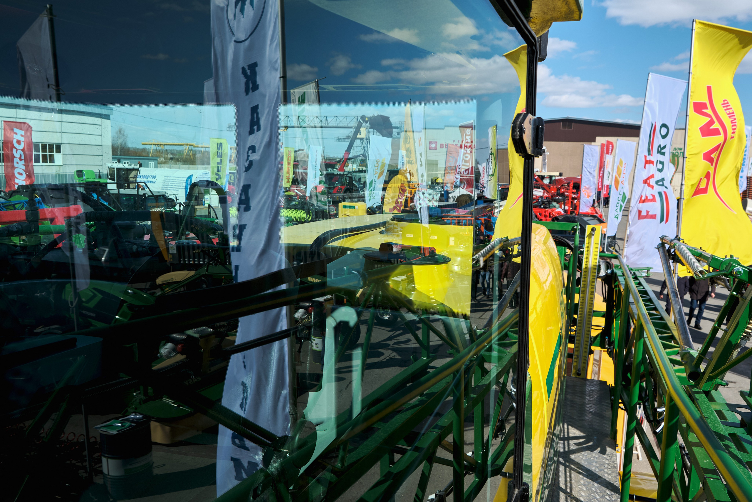 ТЕХНИКА/TECHNIC. Фотограф и оператор Сергей Окладников