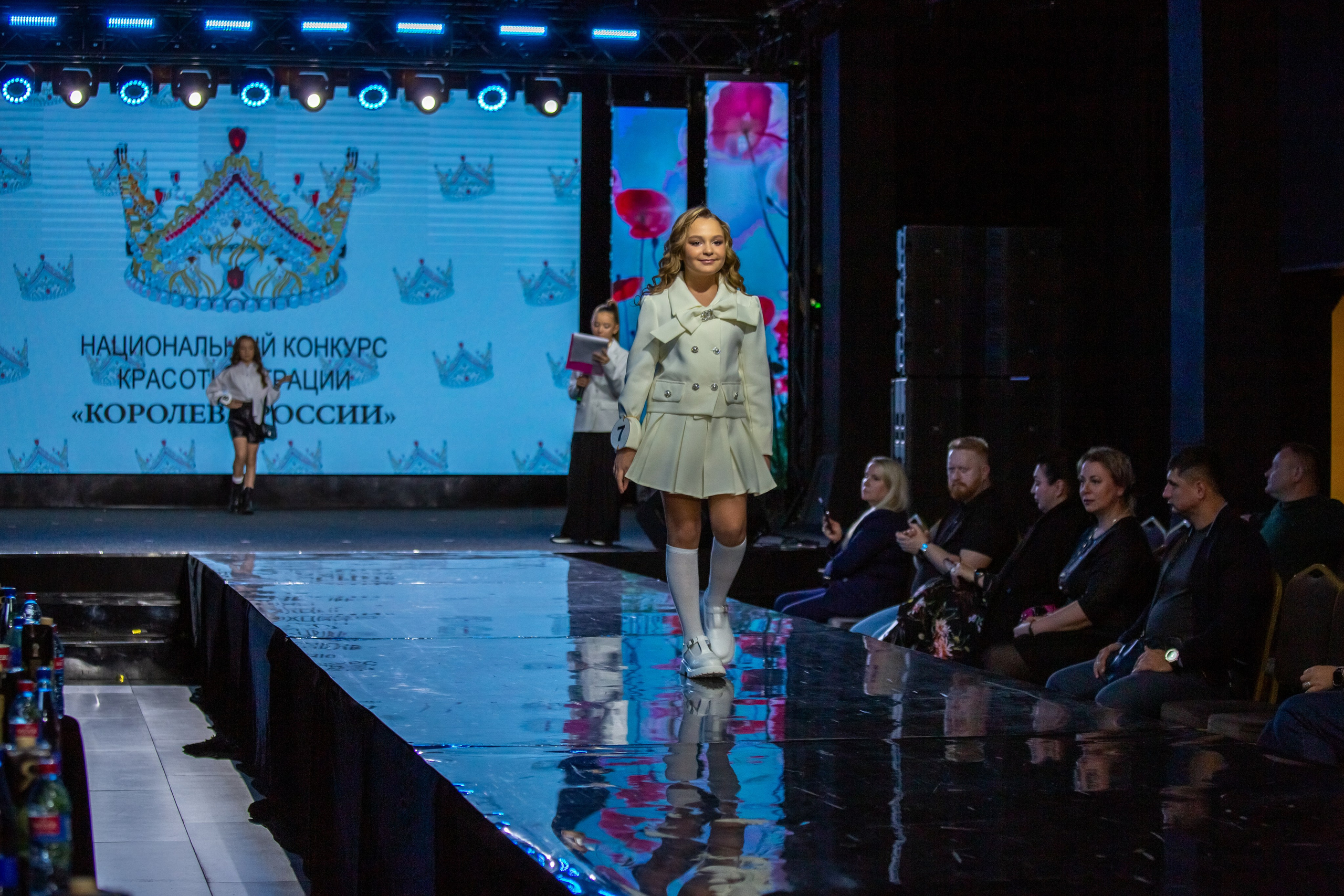 Юная королева Москвы 2024. Репортажный, семейный, свадебный, портретный фотограф