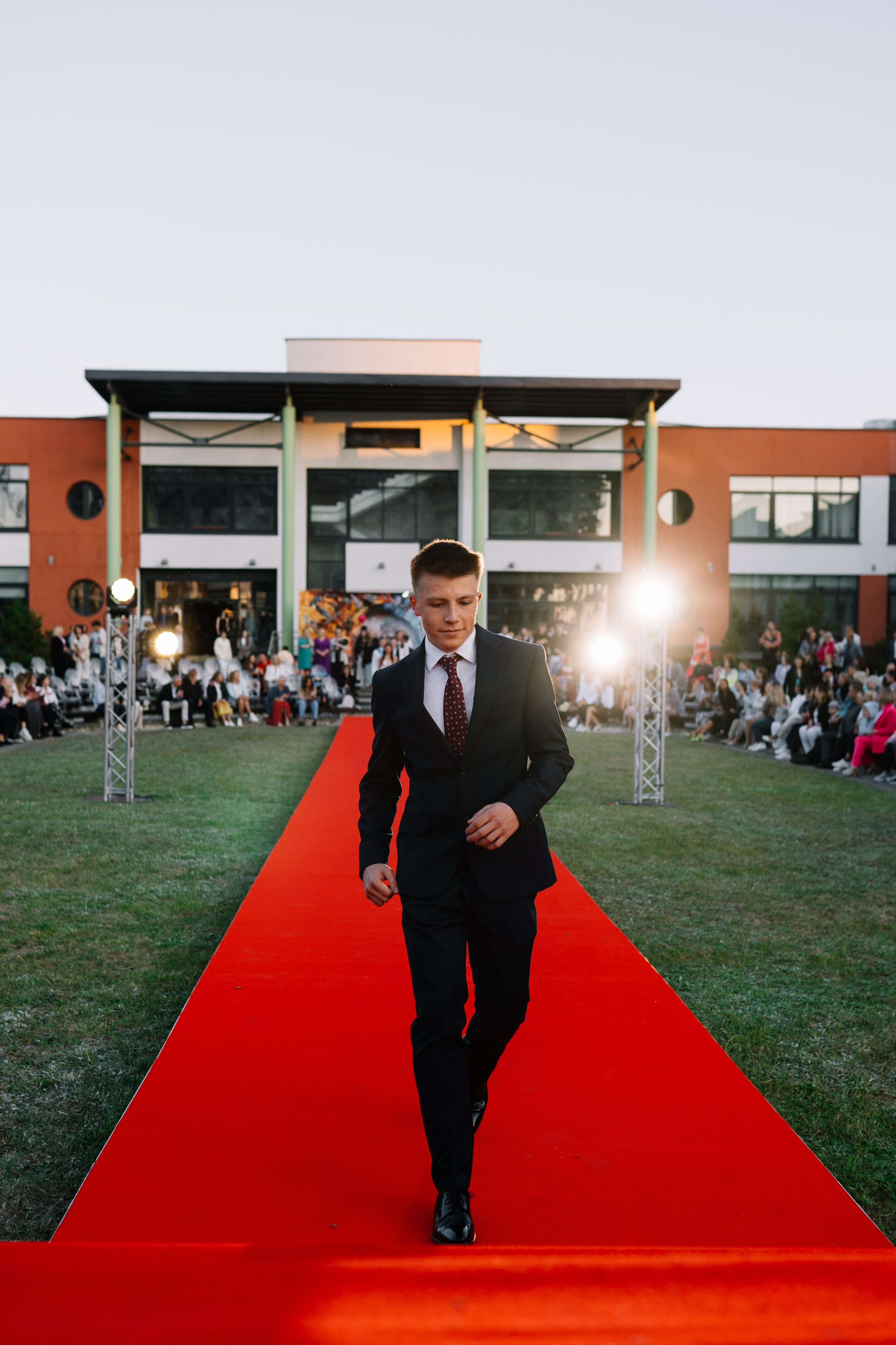 Выпускной 61 школа