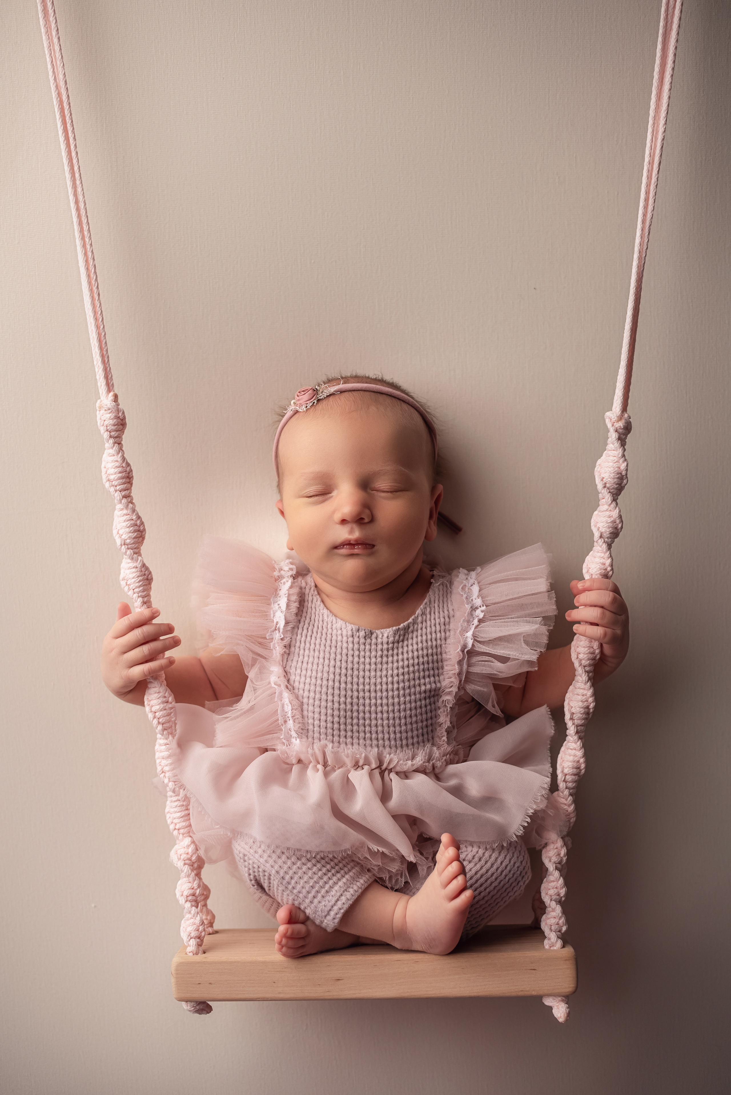 Марта 12 дней. Детский фотограф новорождённых в Минске Боровик Екатерина