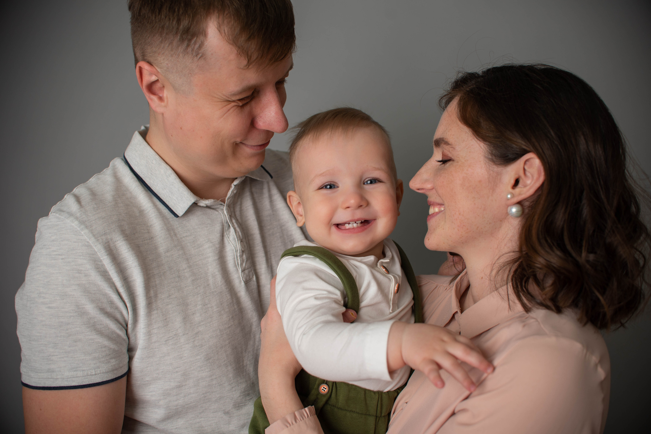 Лев. Детский фотограф новорождённых в Минске Боровик Екатерина