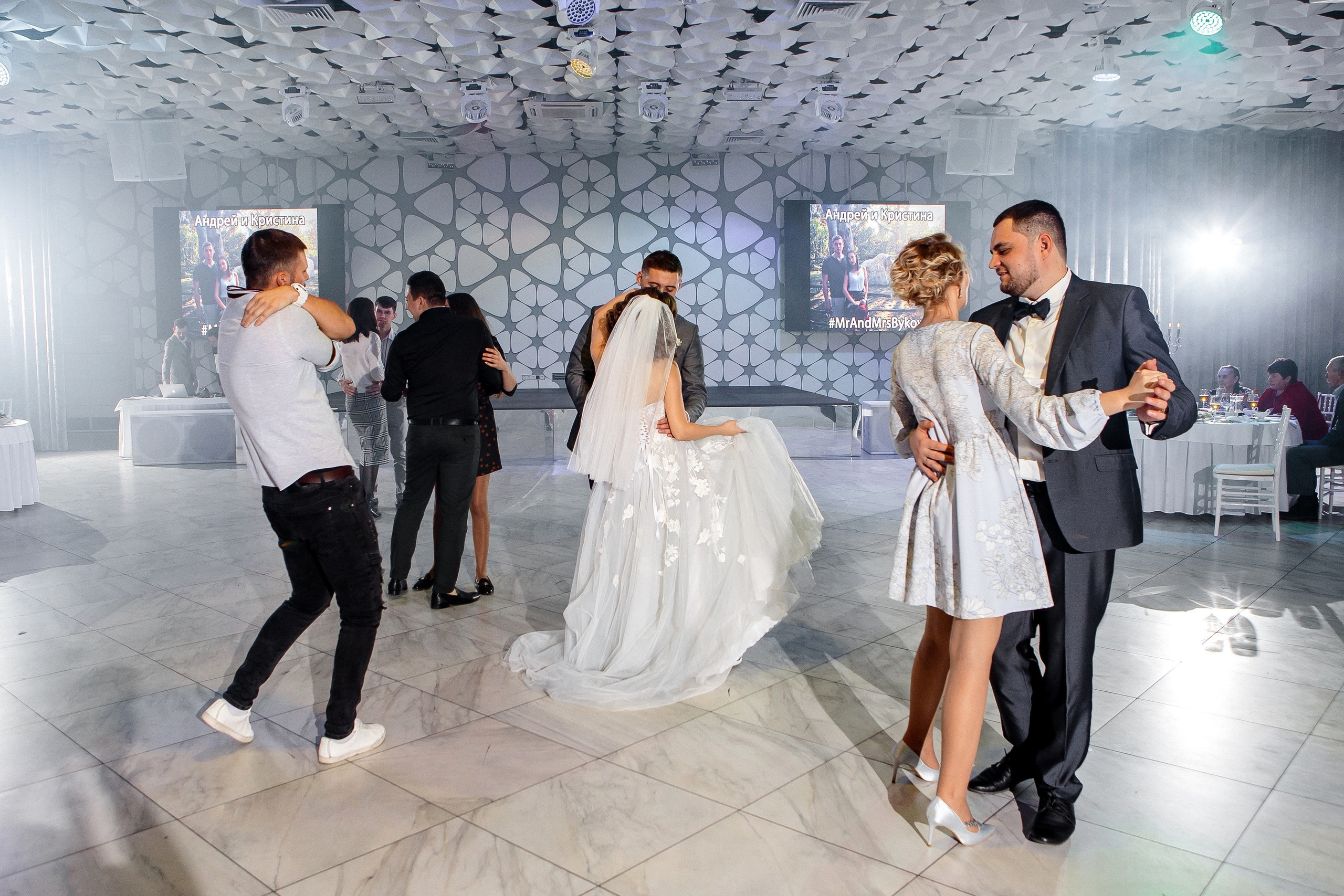 Андрей и Кристина. Фотограф Маргарита Никишина