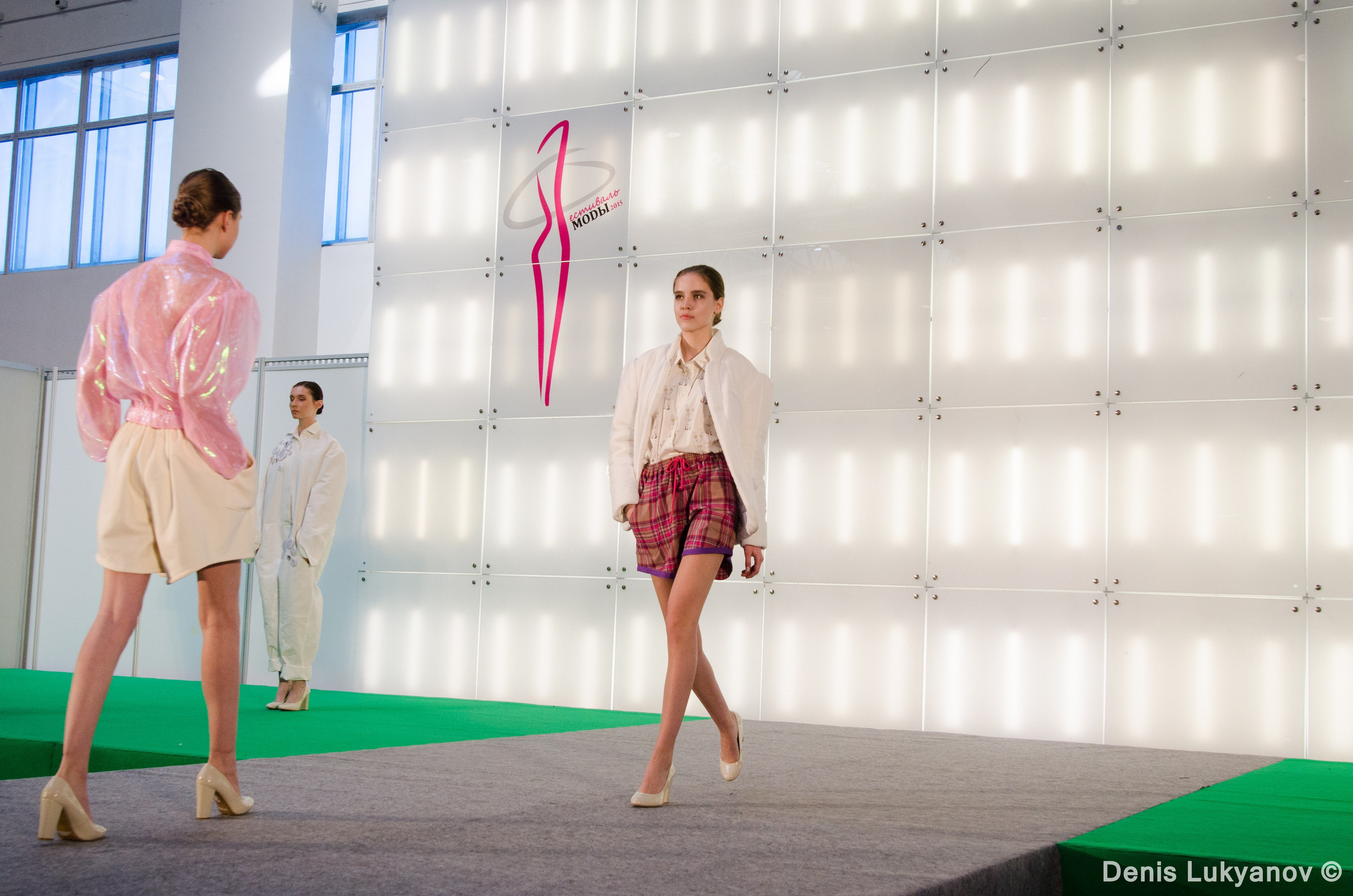 Формула Моды.Континент. Свадебный и семейный фотограф Денис Лукьянов в Краснодаре, Краснодарском крае и Республике Крым