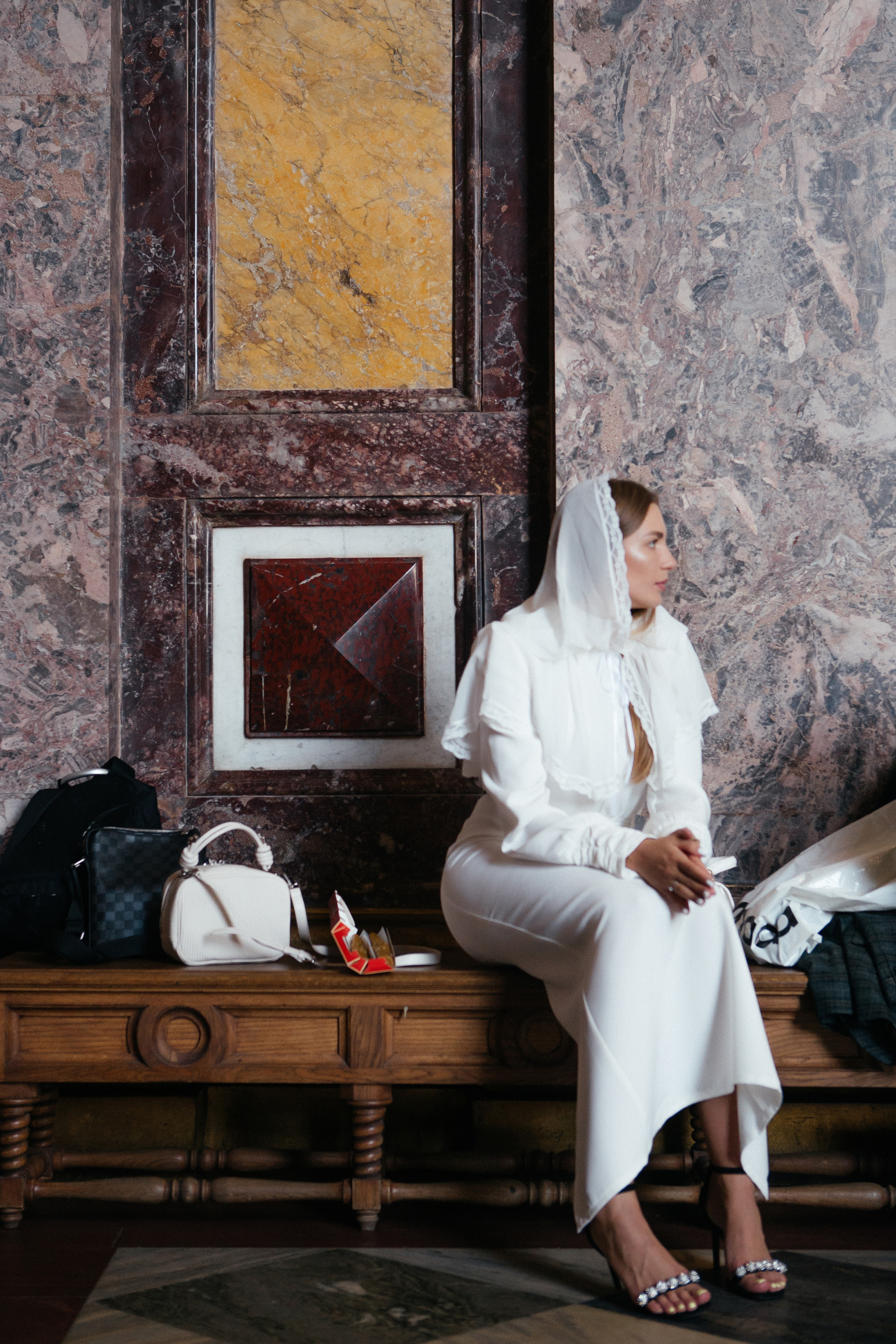 Невеста на венчании