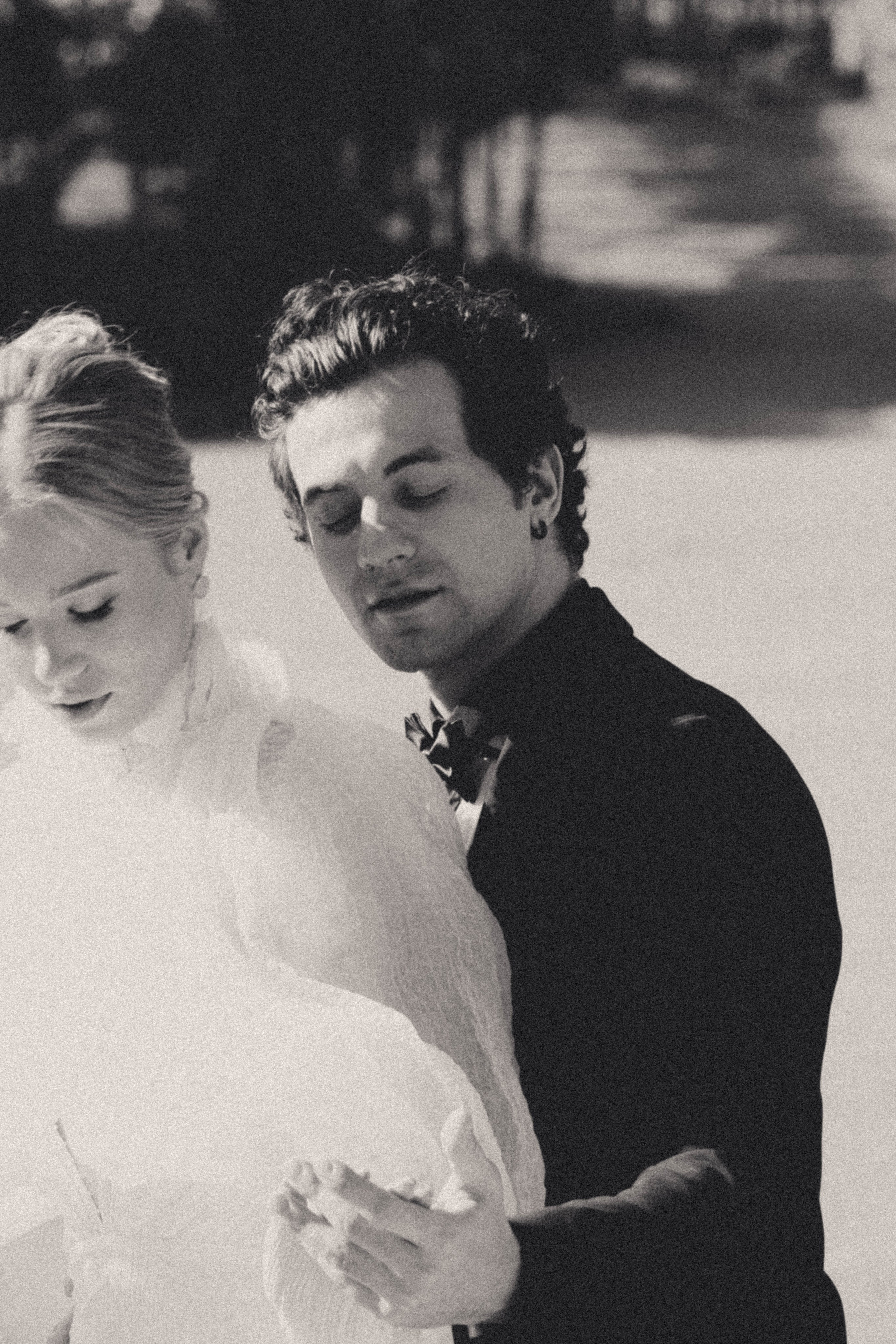 СВАДЕБНАЯ СЬЕМКА В ПАРКЕ ОРАНИЕНБАУМ. Профессиональный фотограф, Санкт-Петербург — Виктория Богомолова