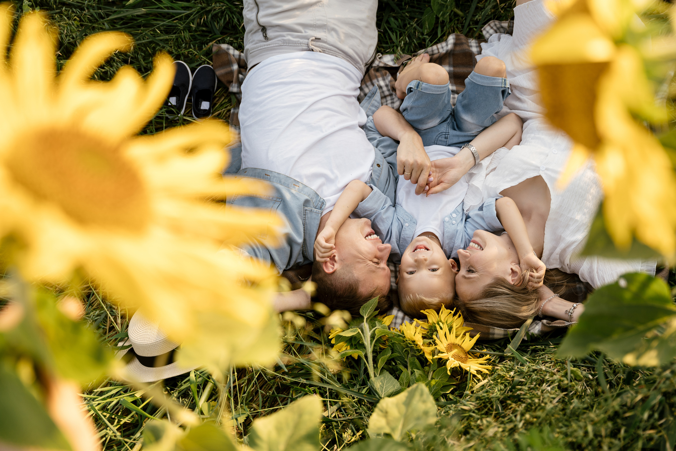 Кита Никита и какие-то родители. Фотограф Томск, Новосибирск Влад Свириденко