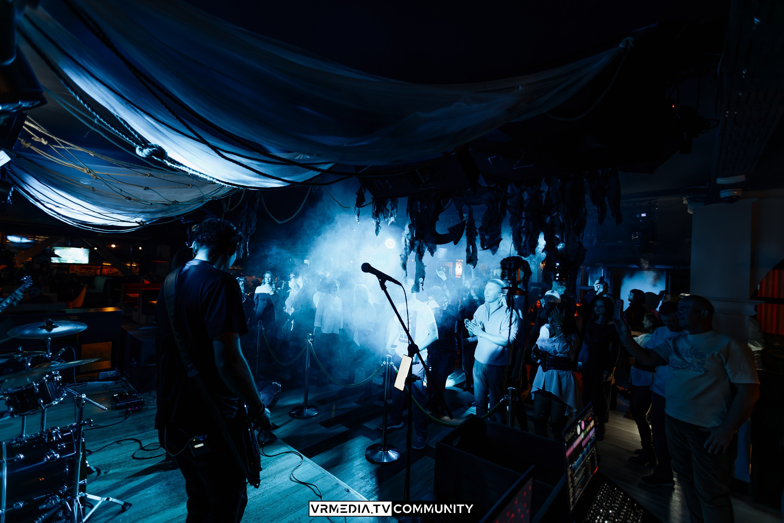 Ресторан «Мюнхен»: Часть команды — часть корабля