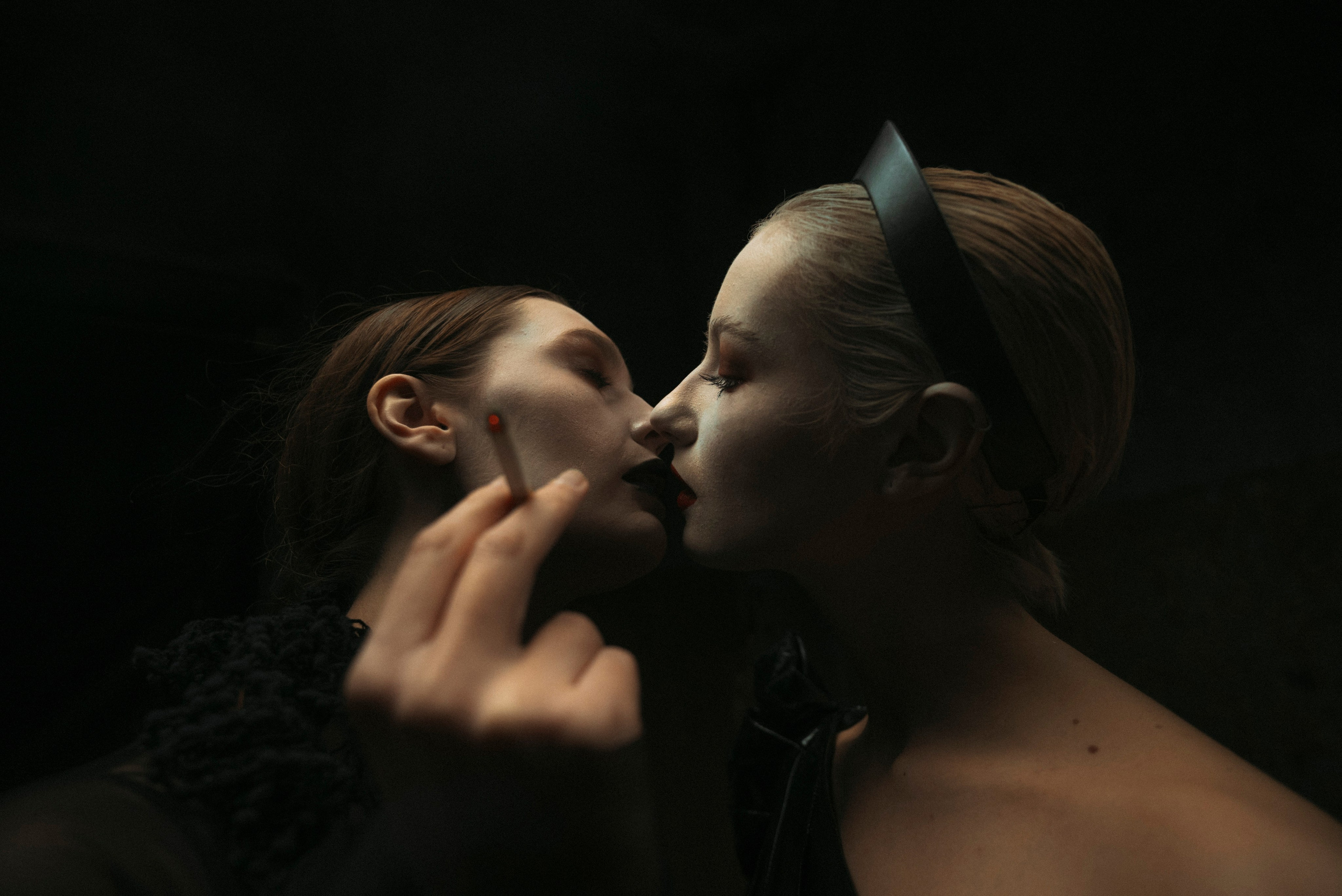 ВАМПИРЫ ДЕКОНСТРУКЦИЯ. Стрит-фотография, полная абсурда, идиотизма и красоты