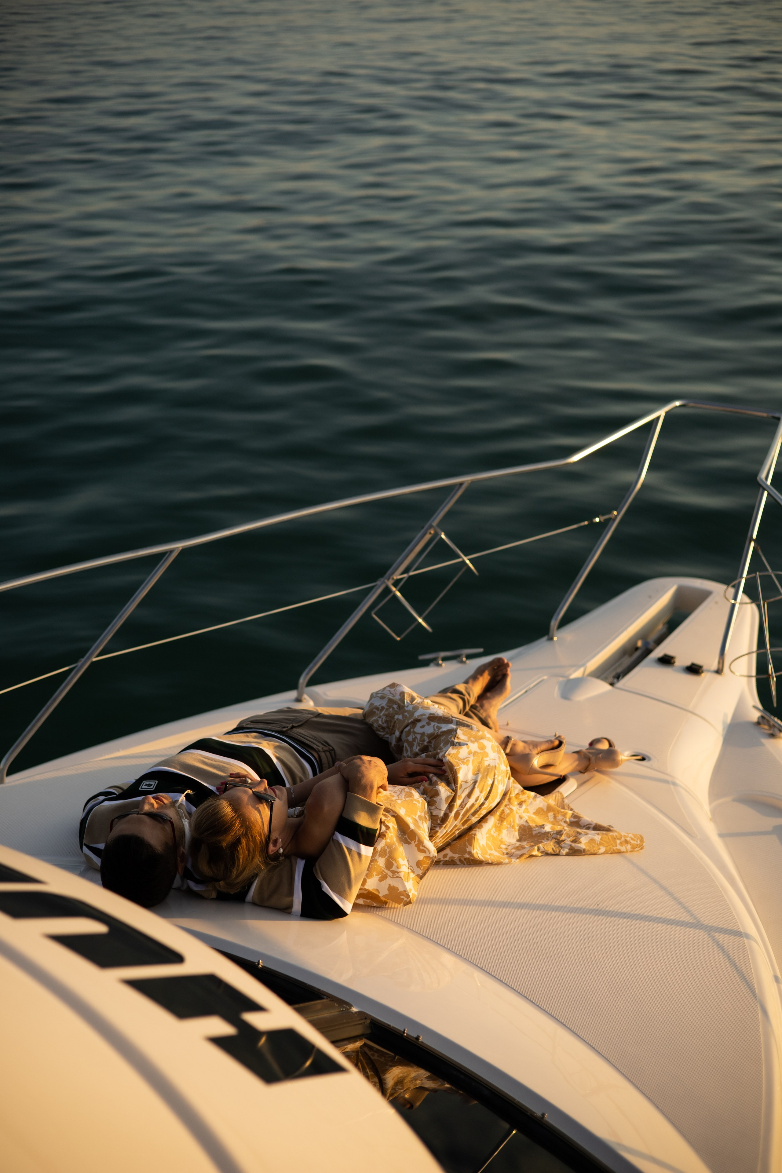 Закат на яхте. Семейный и Свадебный фотограф в Сочи