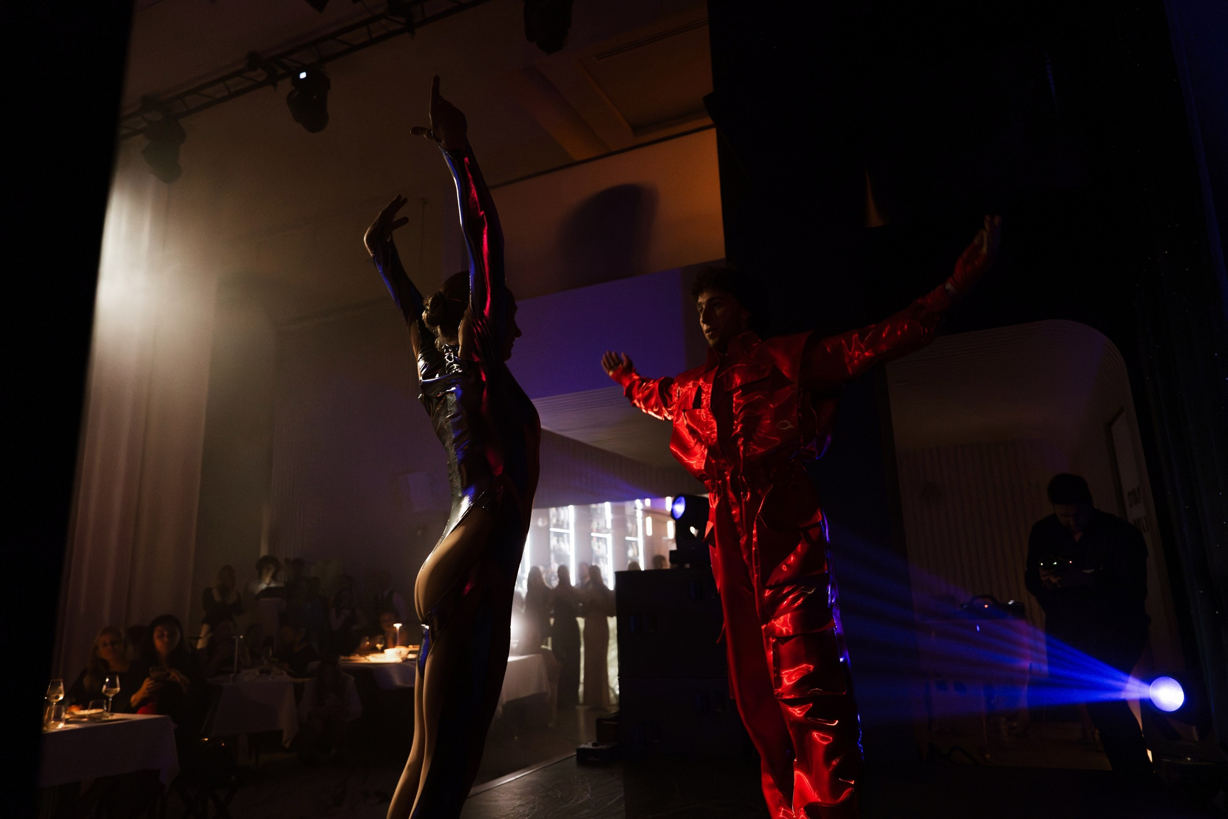 12 сентября (пятница) Премьера шоу-программы «Русские сезоны». BENUAR Restaurant