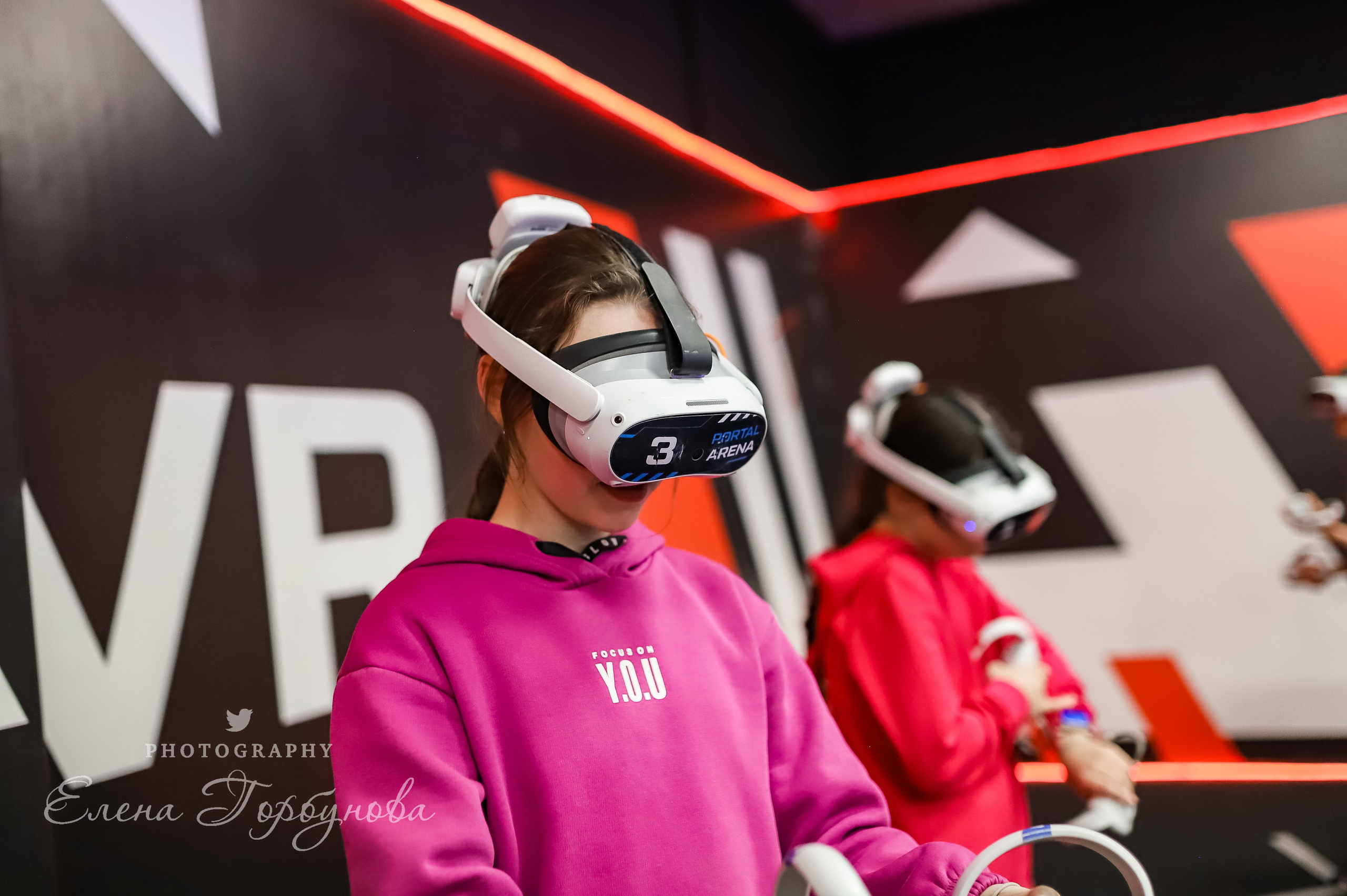 Репортаж в виртуальной реальности. Май 2024. Фотограф Пермь. Свадьбы. Семья и дети, школа, д. сад. Фотокниги