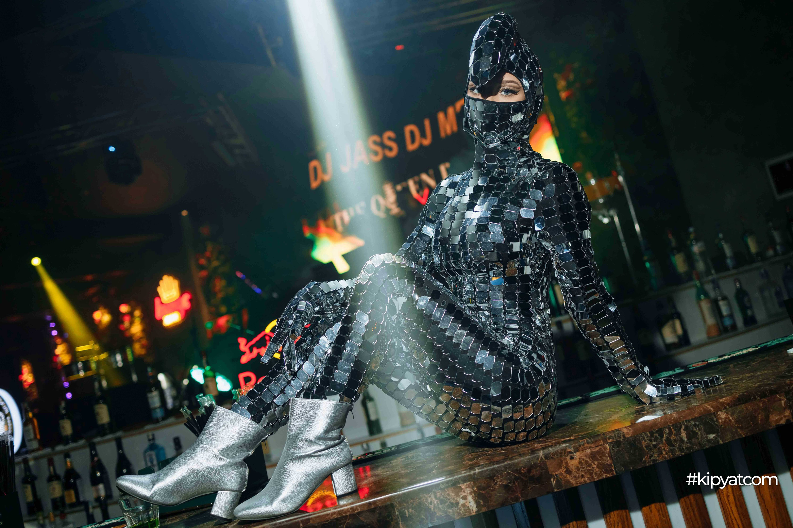 The Queen Prive. Кипятком Шымкент