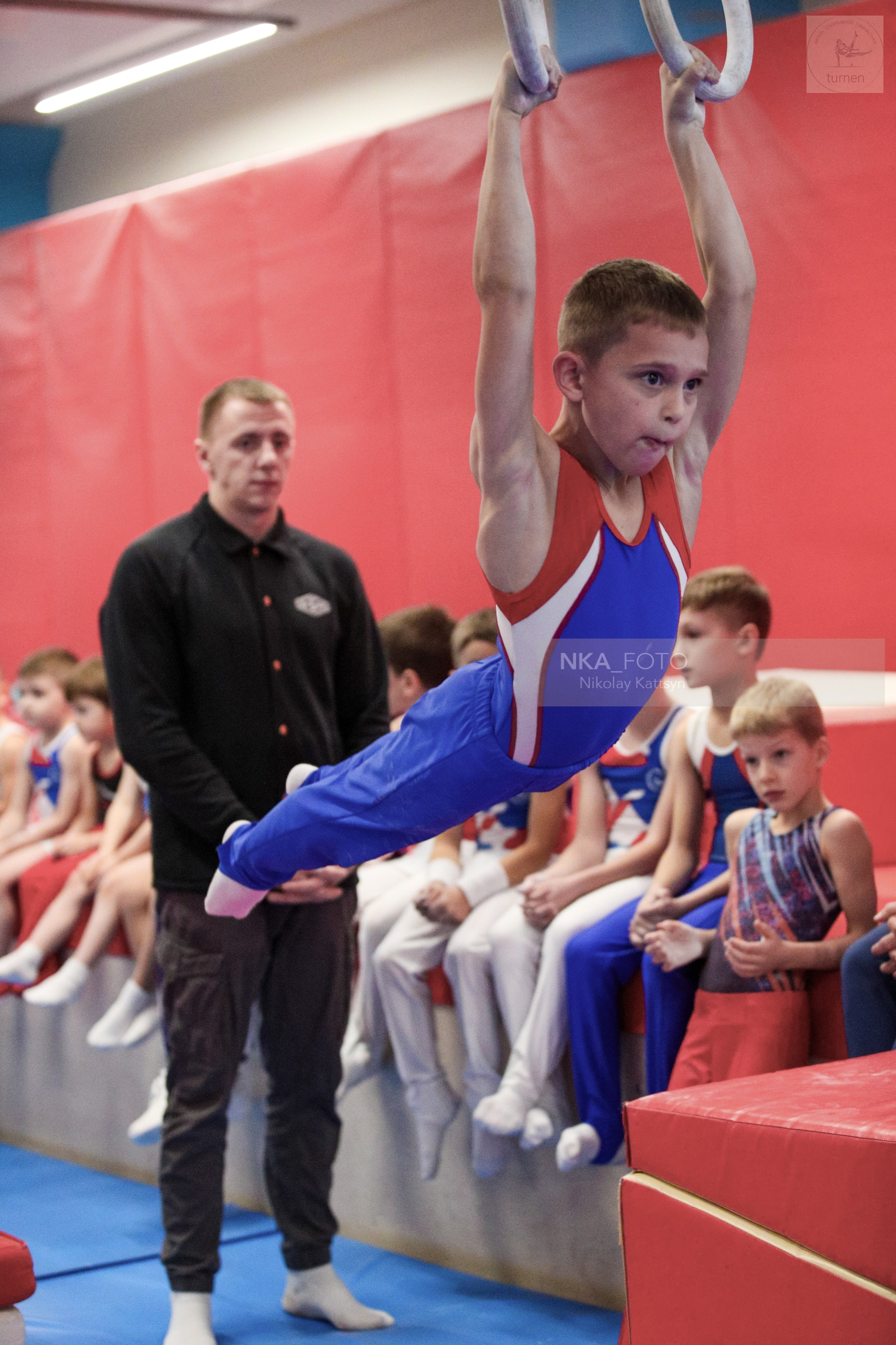 Спортивная гимнастика. Юниоры. Фотограф в Москве портреты | репортажи | спорт
