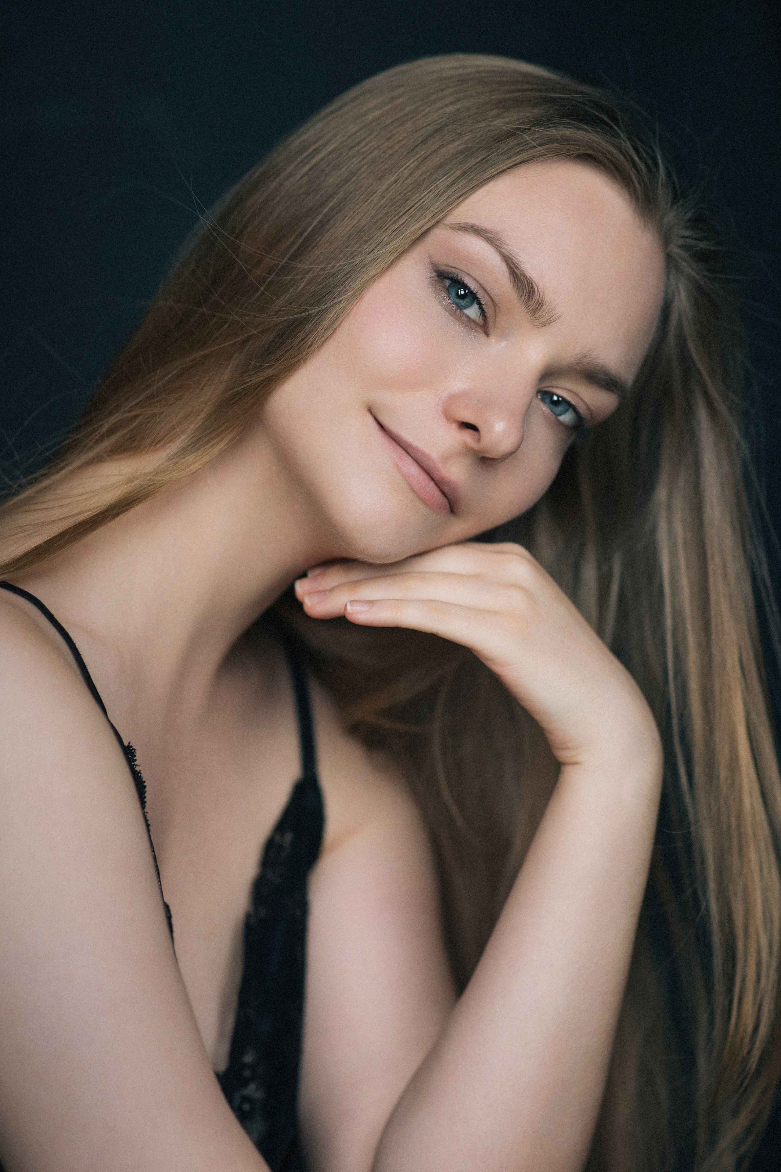 Илона. Гипнопсихолог, женский фотограф Ольга Парфентьева (Васанти)