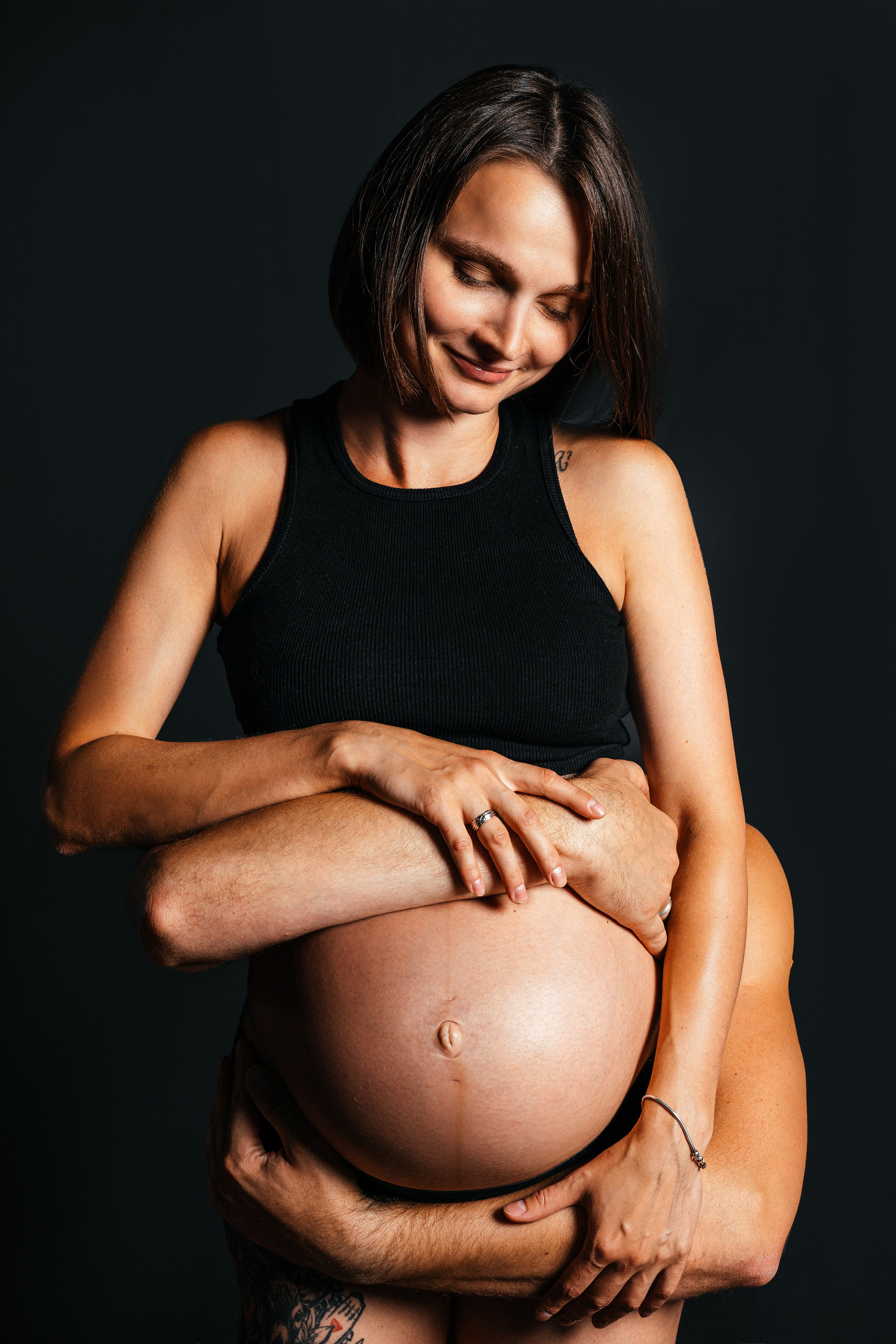 Беременность (минимализм). Фотограф Шунова Саша
