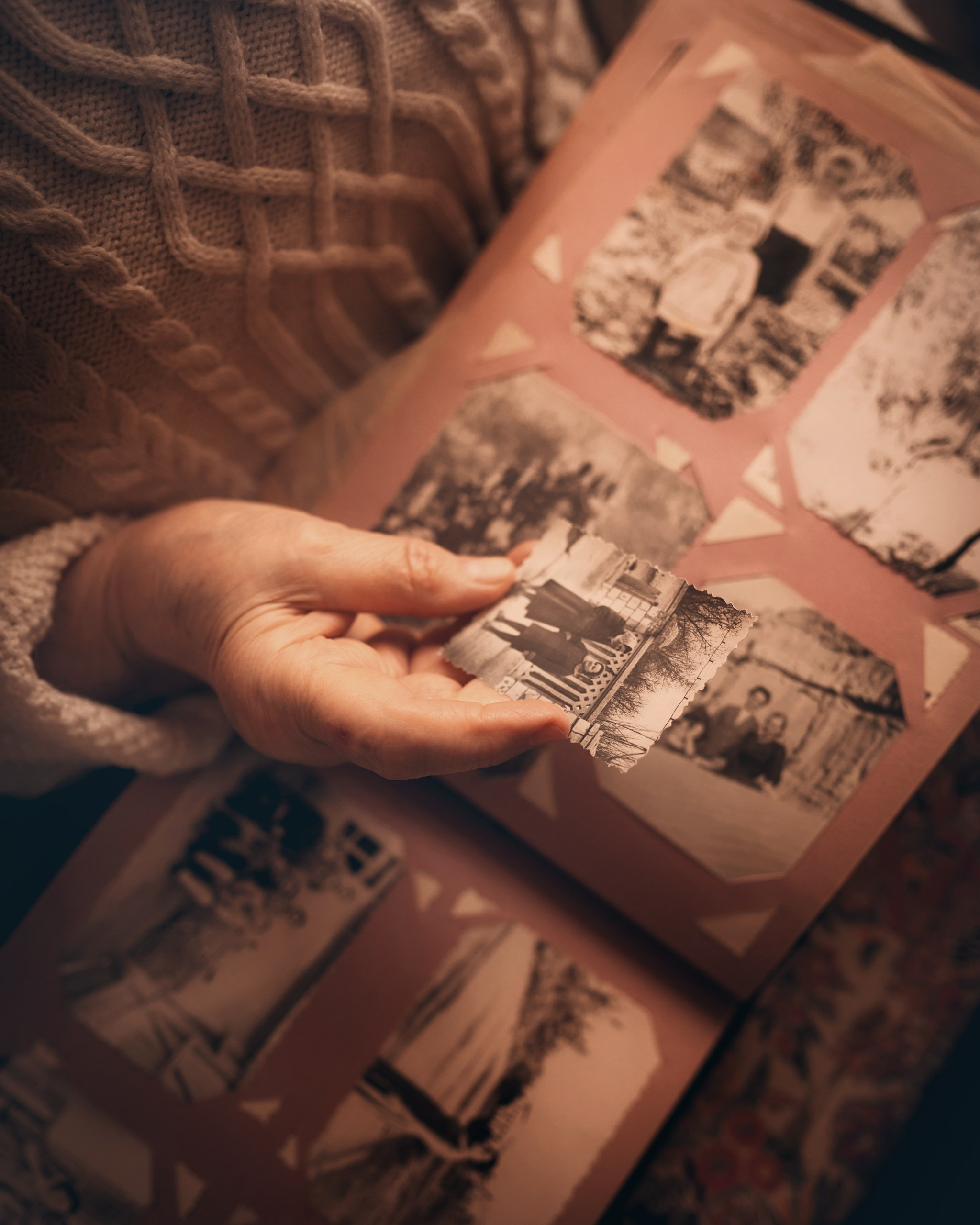 Домашняя фотосессия — бабушка с внучками. Детский и семейный фотограф Елена Михайлова в Москве