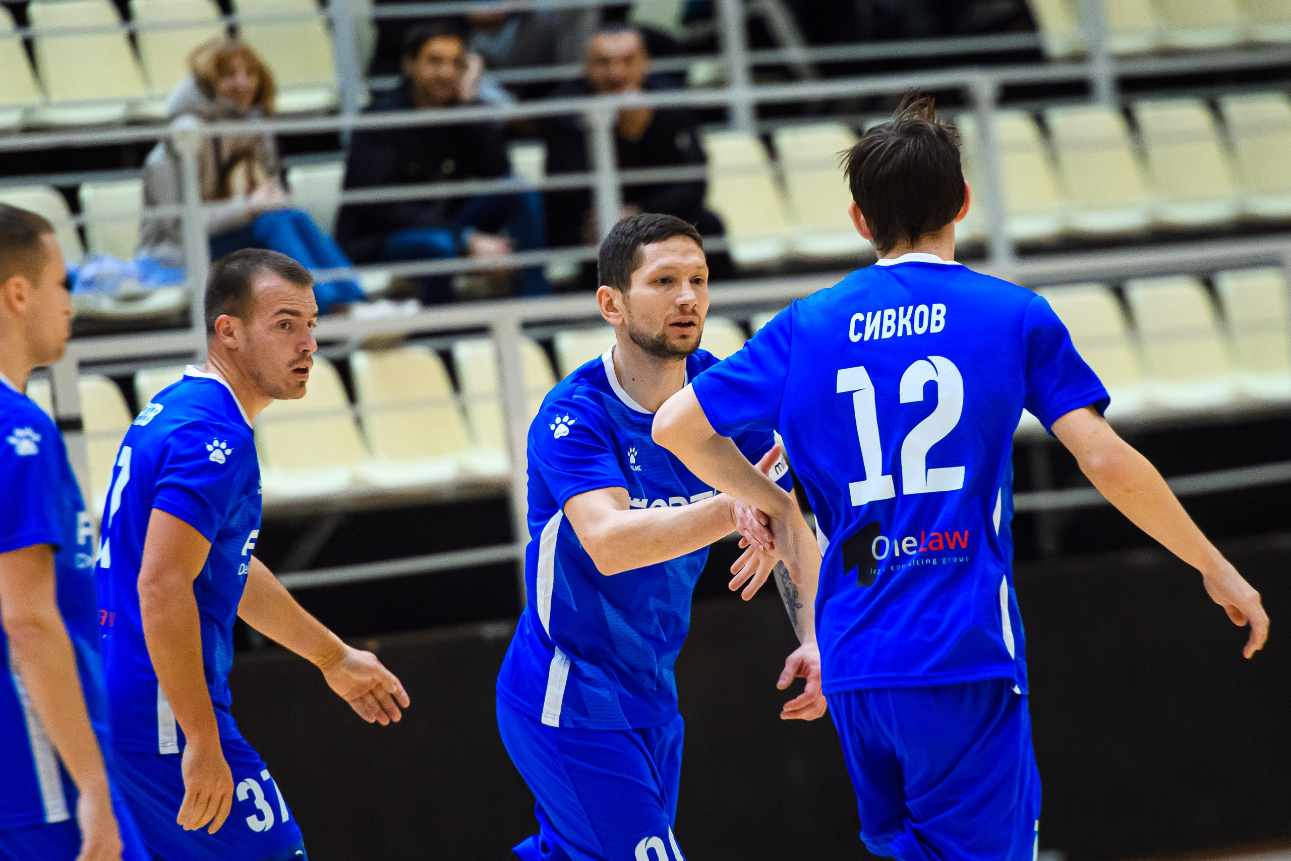 Высшая лига по футзалу — Сезон 2024-2025 — 2ой тур. Репортажный фотограф в Кемерово