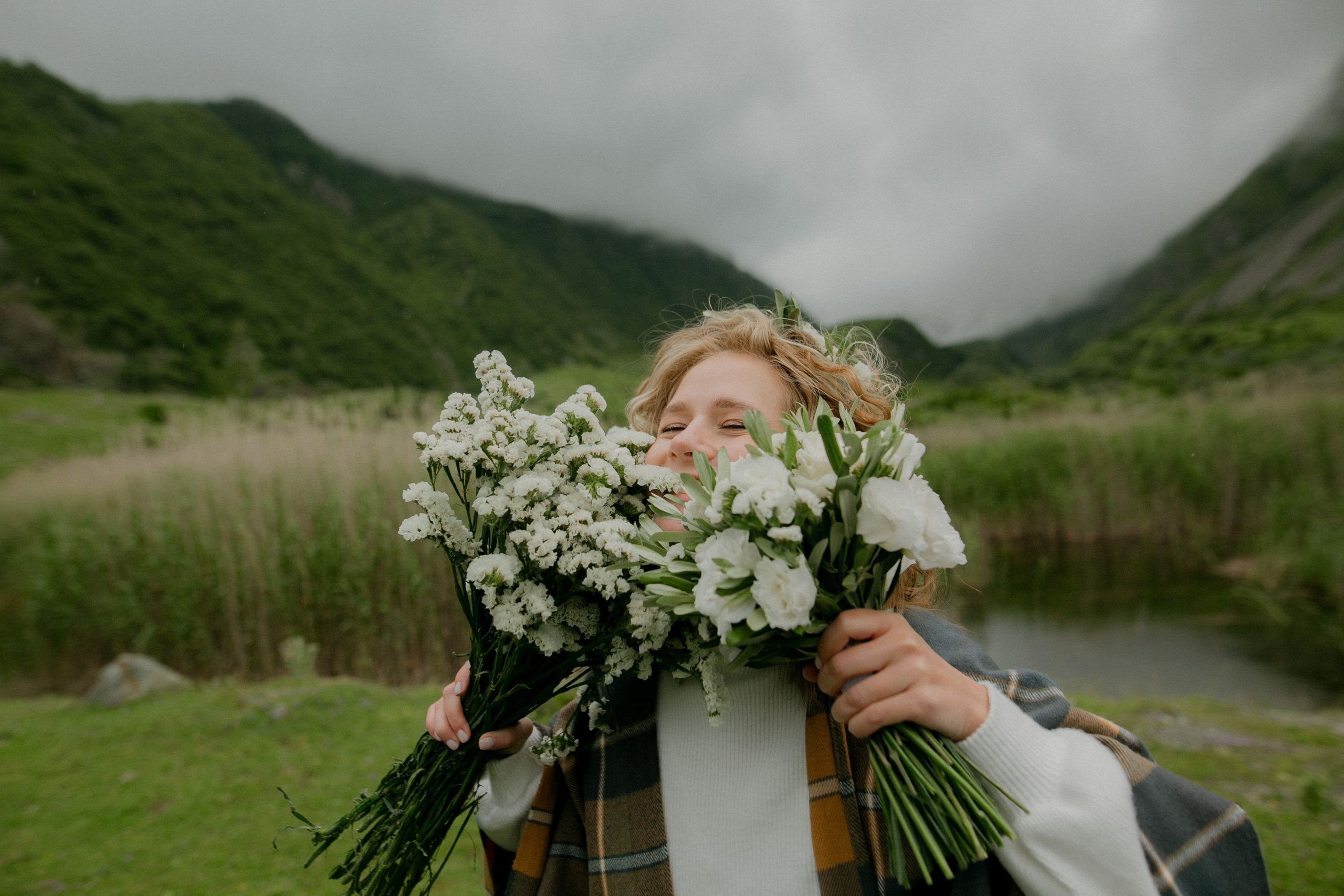 Nikita & Nastya. Wedding at Kazbeg. Свадебный фотограф Грузия Alex and Polly