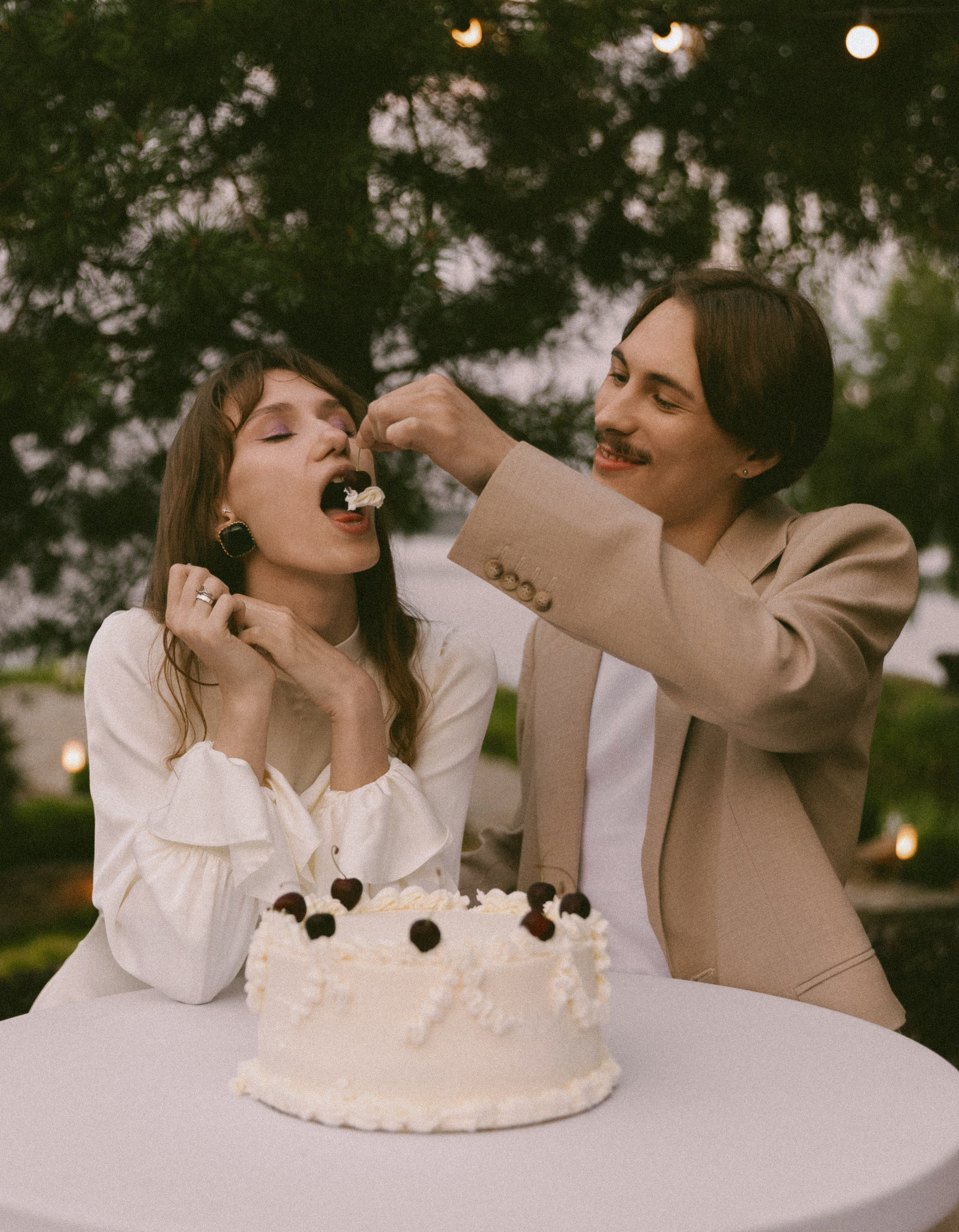 Держи меня крепче