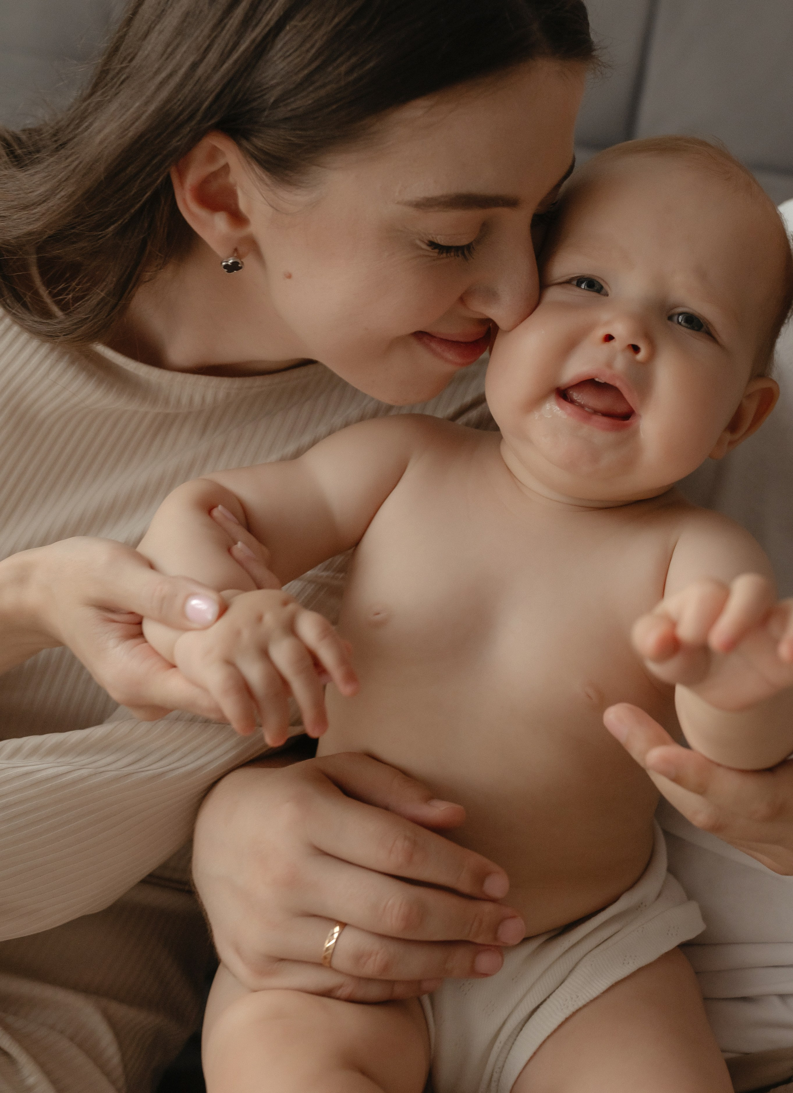 Семейная фотосессия дома. Семейный и портретный фотограф Нижний Новгород