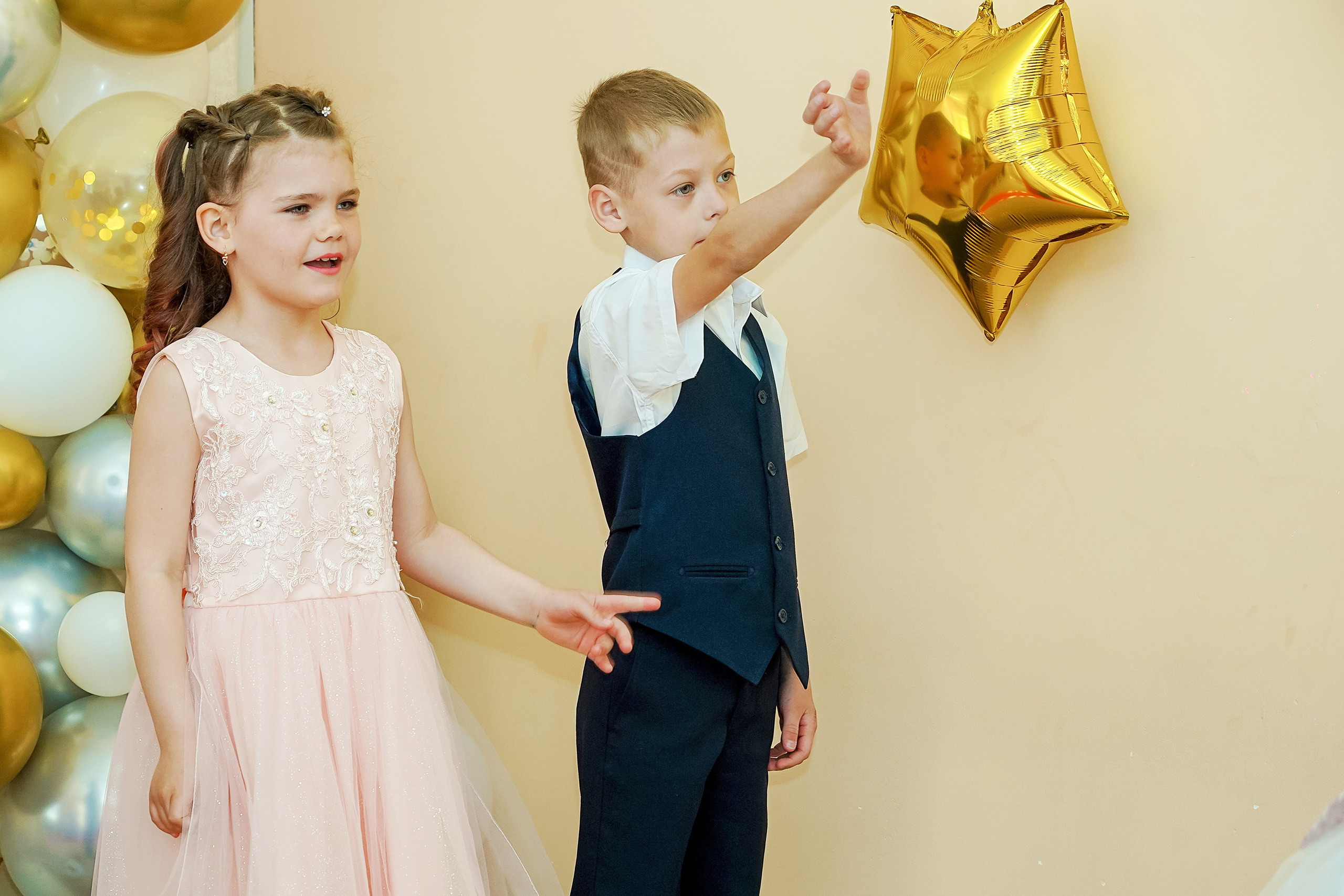 Фотосъемка видеосъёмка фотограф видеооператор новогодних утренников  в. Фотограф, видеооператор Нина Коршунова