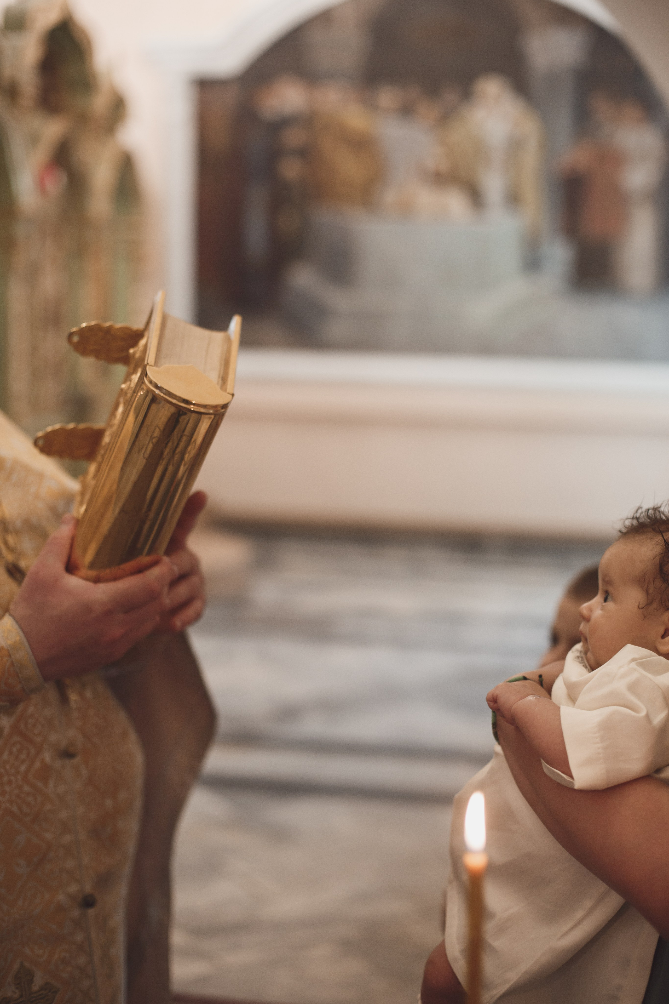 Фотосъёмка таинства крещения в Белгороде. Свадебный и контент фотограф в Белгороде Ярослав Гаврилейченко