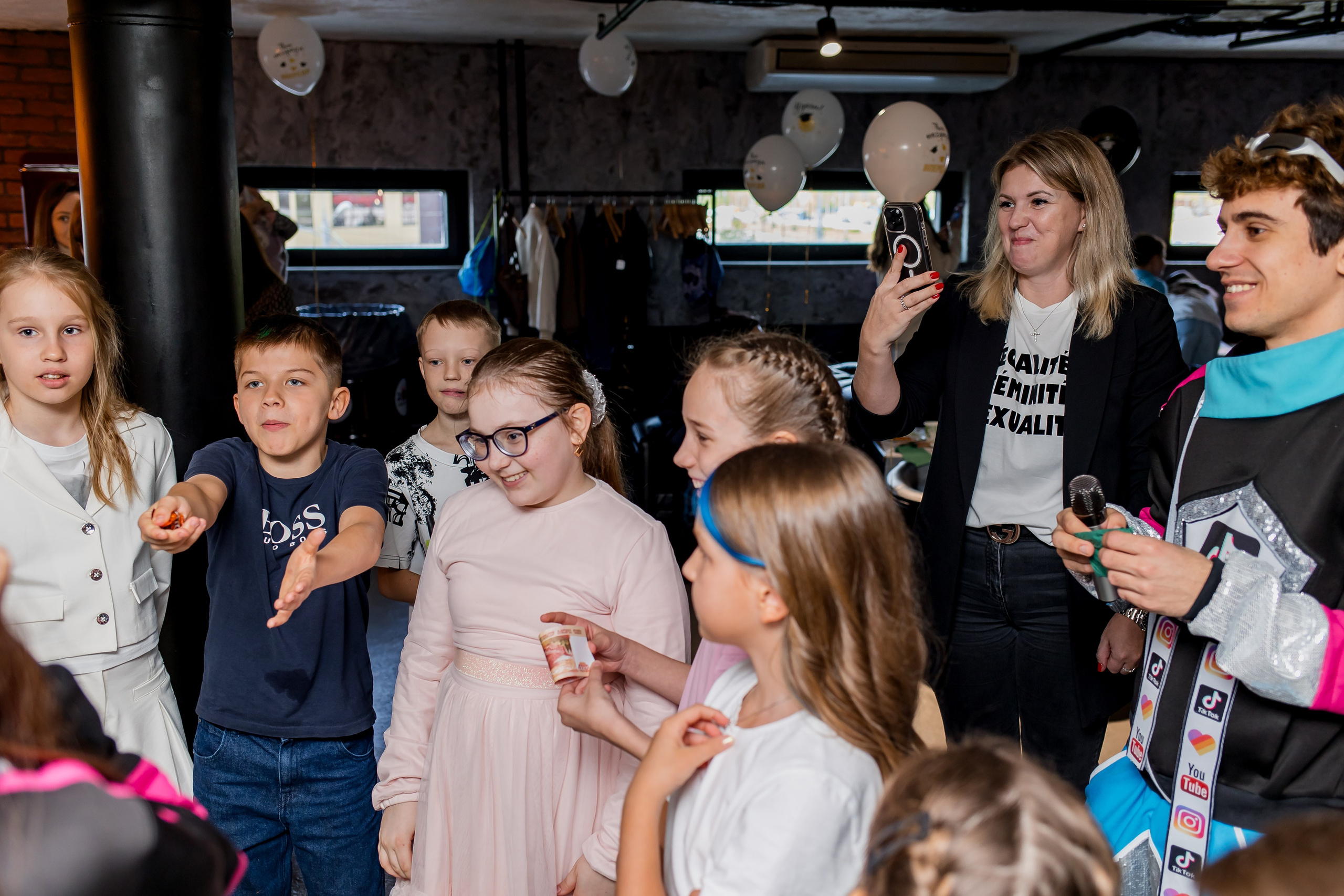 Выпускной 4 класс. Фотограф в Москве Авдеева Мария