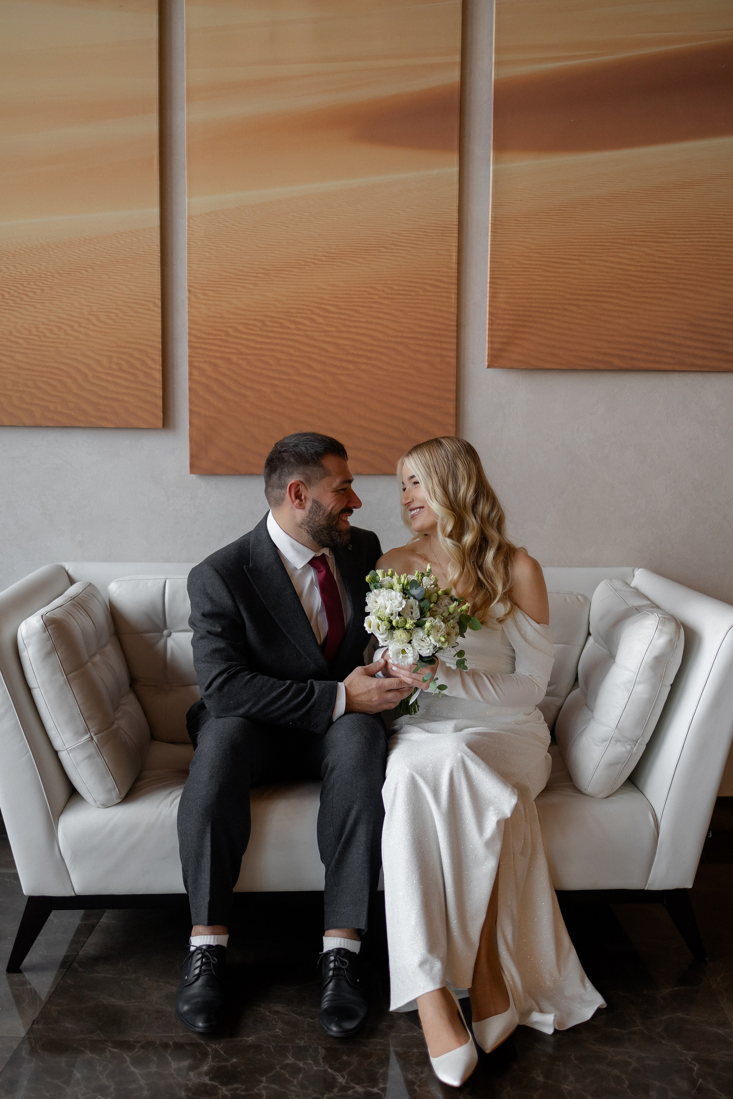 Свадебная фотосессия в отеле Марриот в Минске (Minsk Marriott Hotel). Свадебный фотограф в Минске/Беларуси Сергей Спиридонов