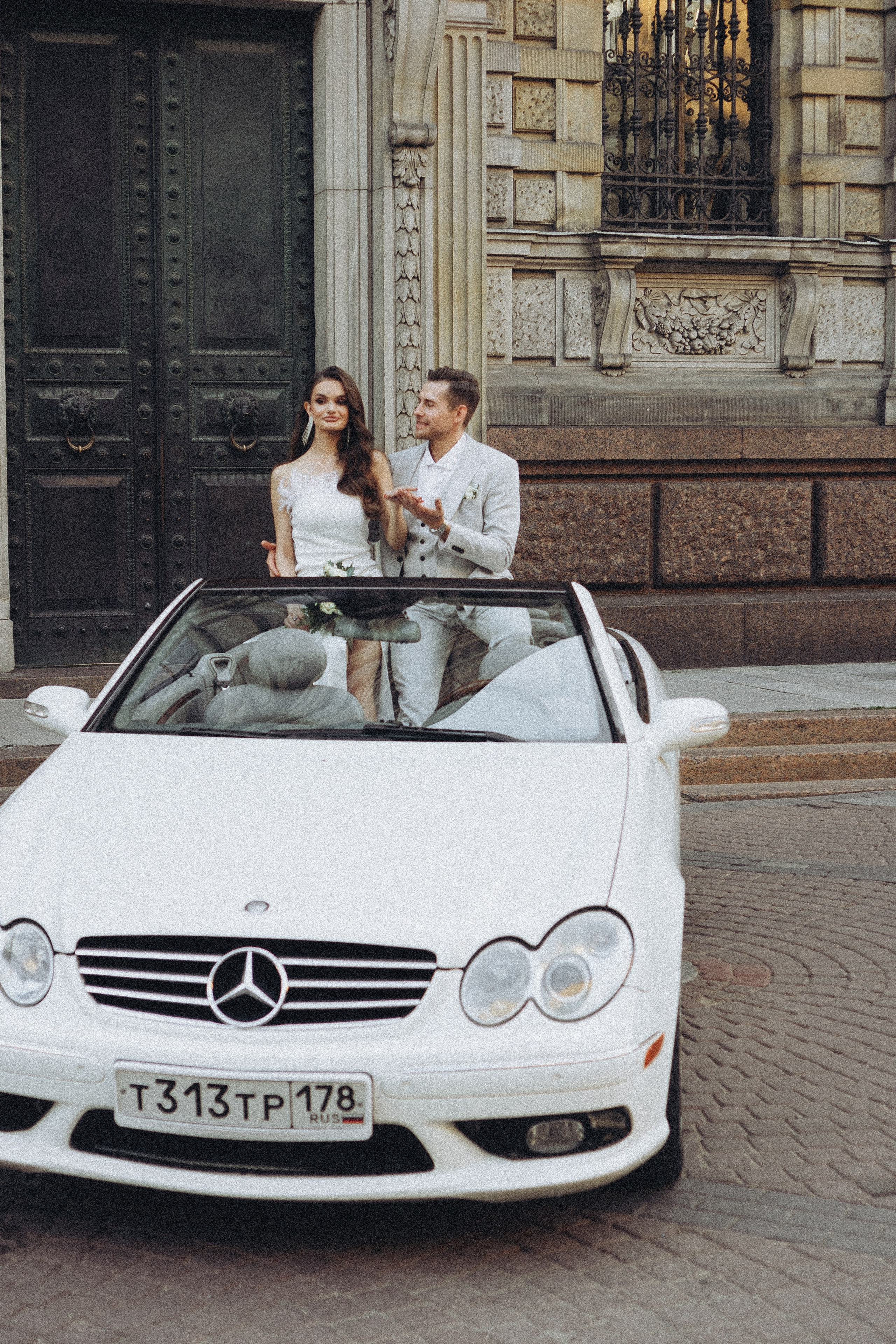 Свадебная сьемка у академии Штиглица. Профессиональный фотограф, Санкт-Петербург — Виктория Богомолова