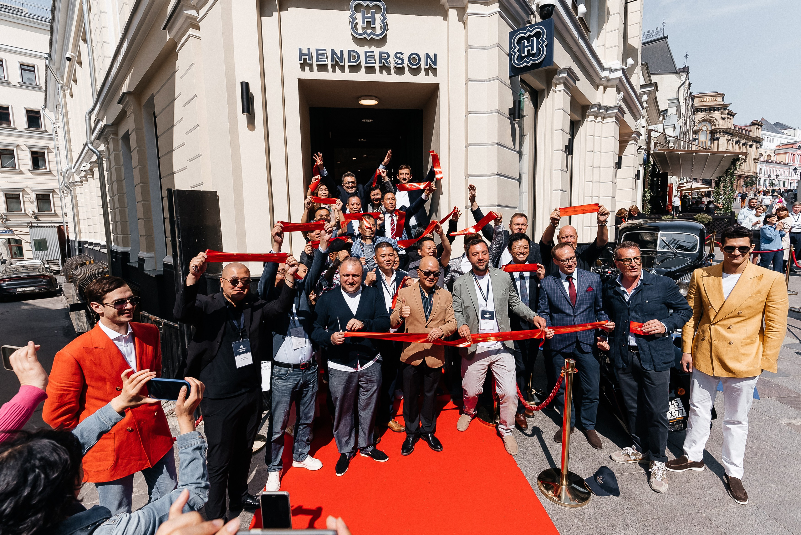 Henderson. Павел Краснов — Свадебный и репортажный фотограф в Москве