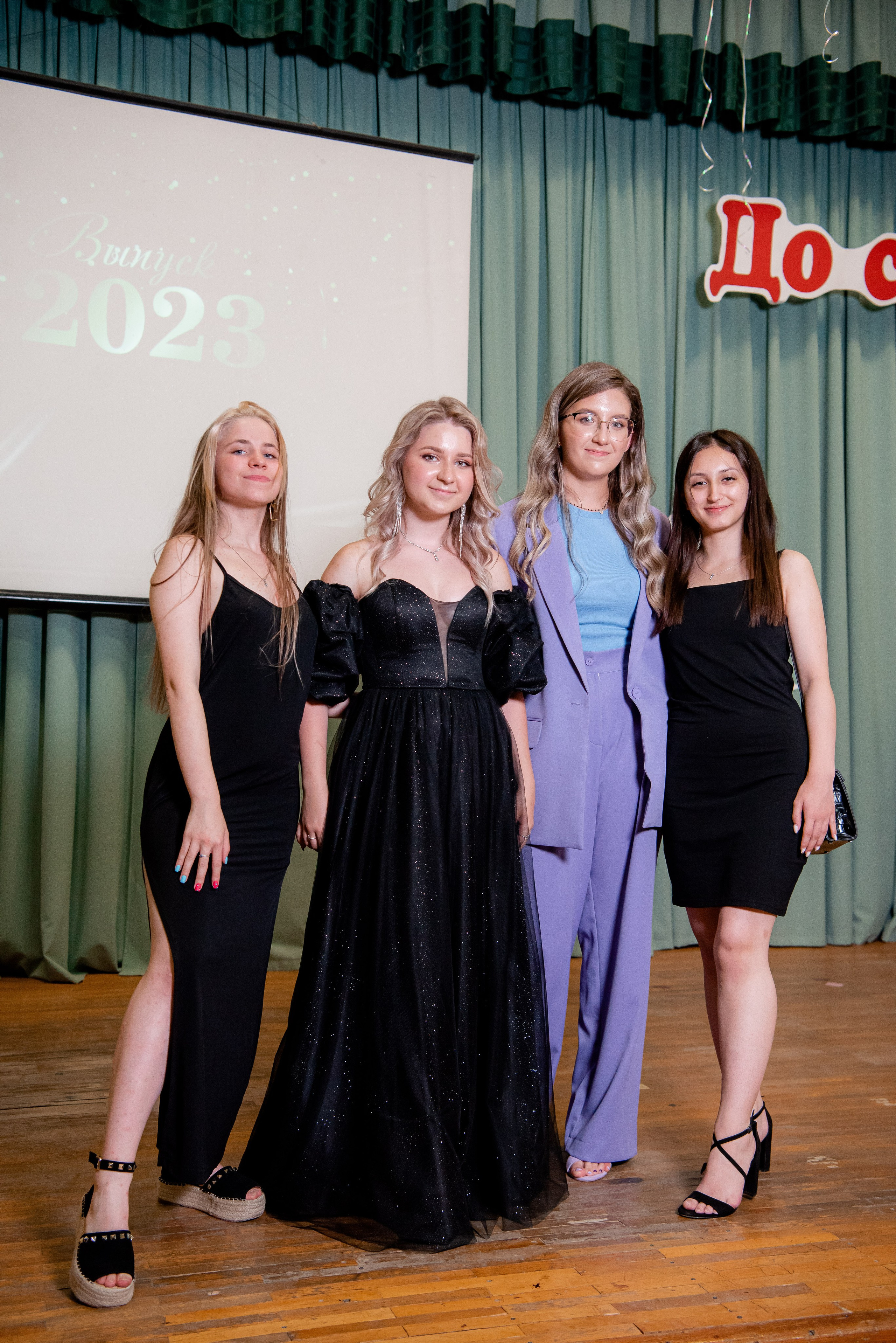 140 Школа. Вручение и Банкет. Сити Холл. Фотограф в Волгограде и Волжском Александр Горбань