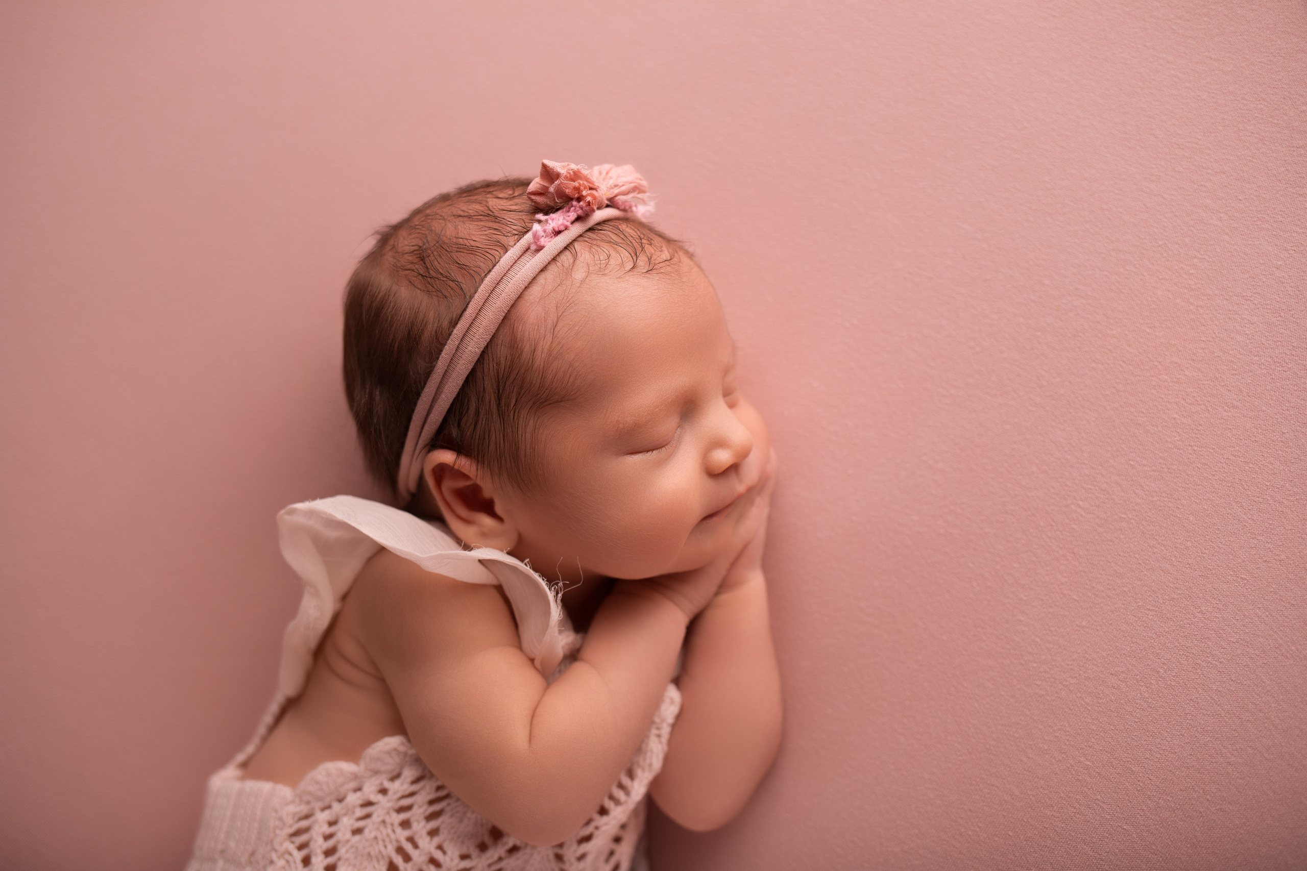 Девочки. Фотограф новорождённых Волгоград Волжский Дарья Рыскаль