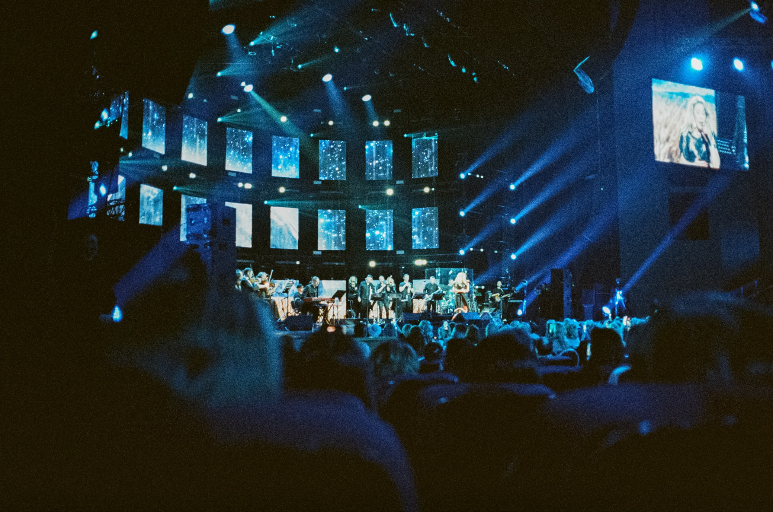 Концерт Любовь Успенская Крокус Сити Холл и Консерватория